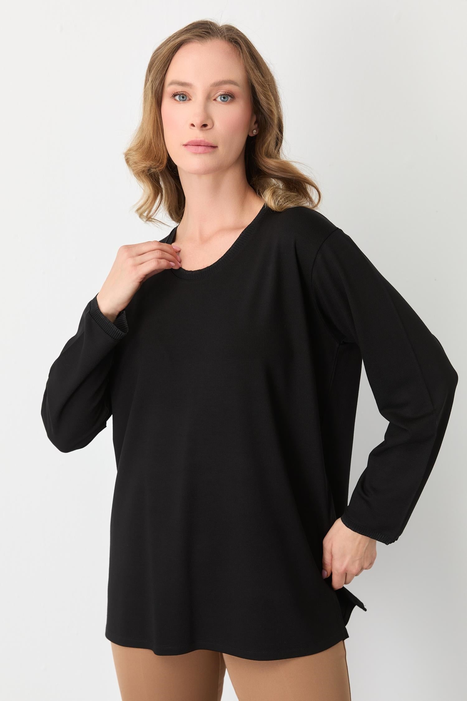 Mutlu Ertan Kadın Ribanalı Sıfır Yaka  Bluz Siyah 30413