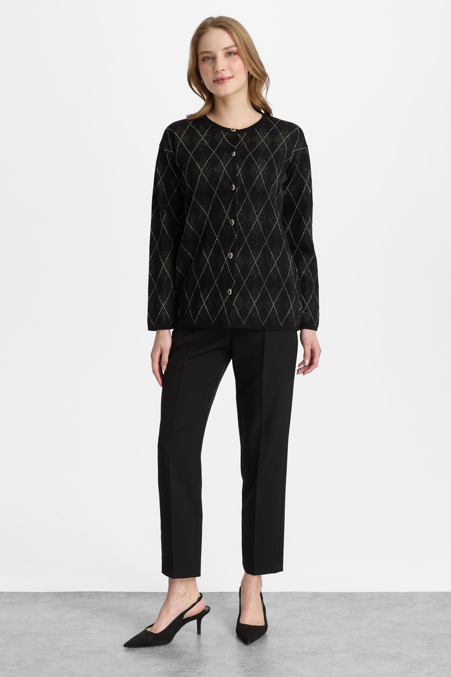 Mutlu Ertan Kadın Simli Baklavalı Düğmeli Hırka Siyah 20324