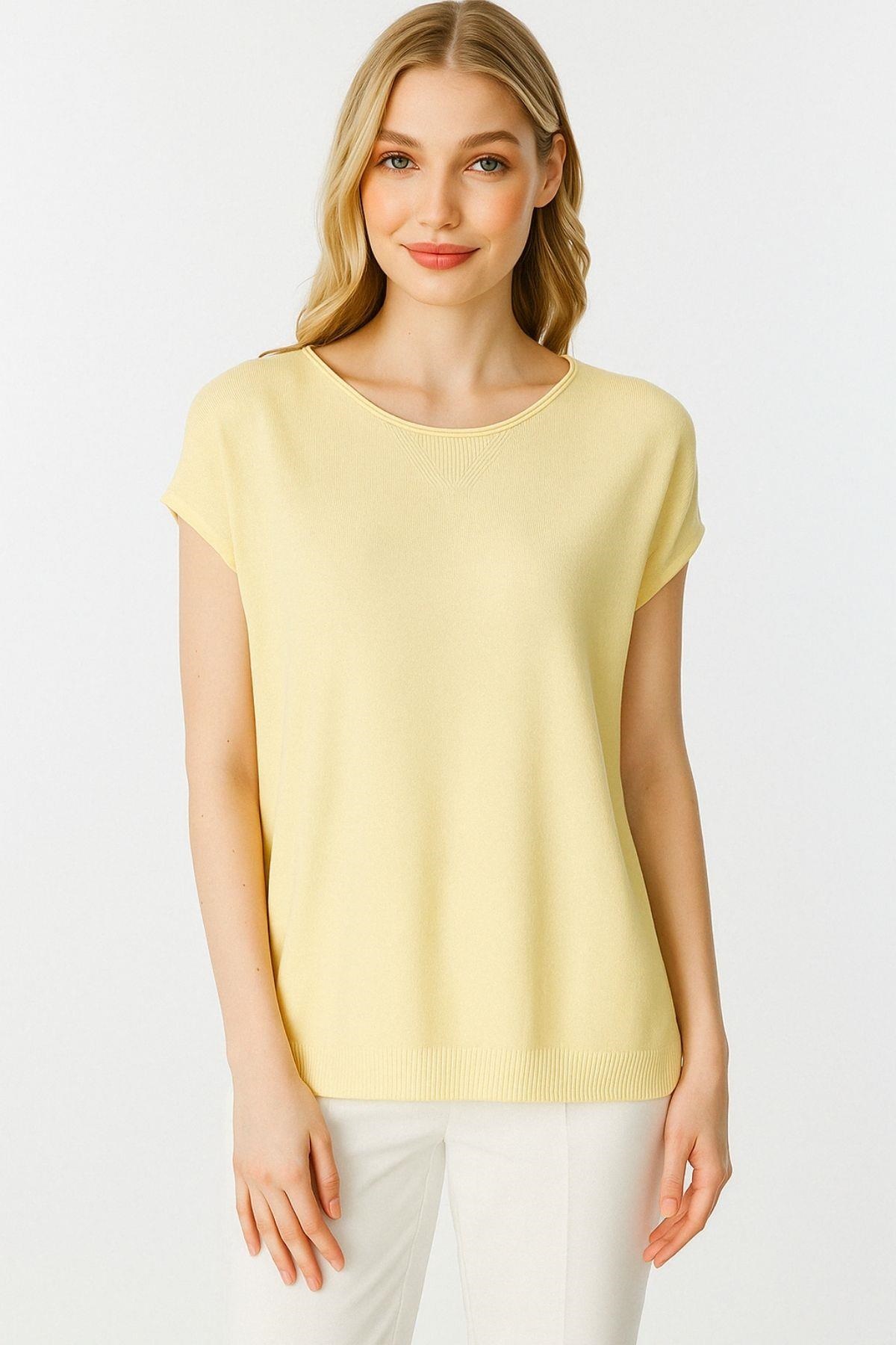 Mutlu Ertan Kadın Triko Kolsuz İnce Bluz Sarı 20098