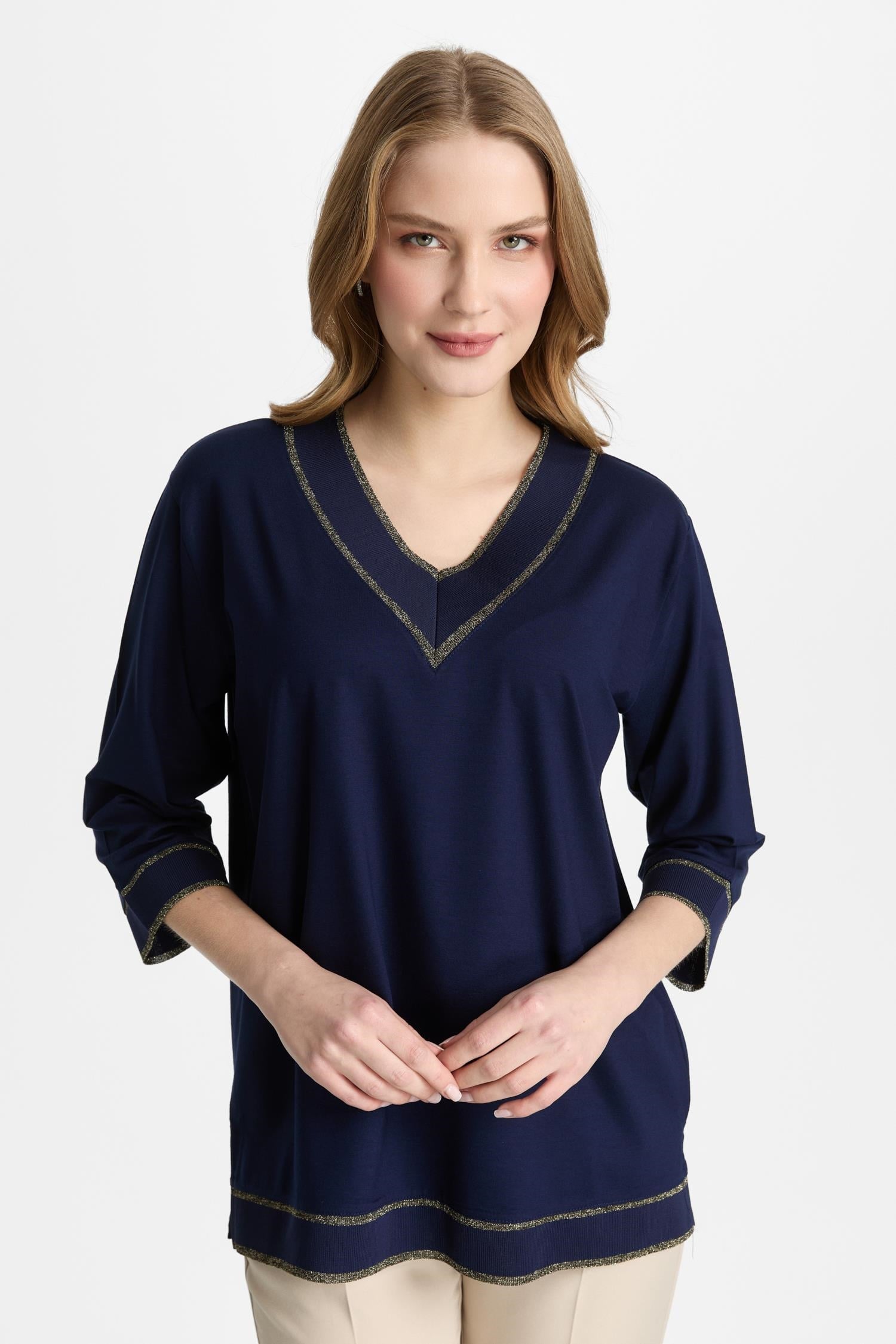 Mutlu Ertan Kadın V Yaka Ribanalı Bluz Lacivert - Gold 30456