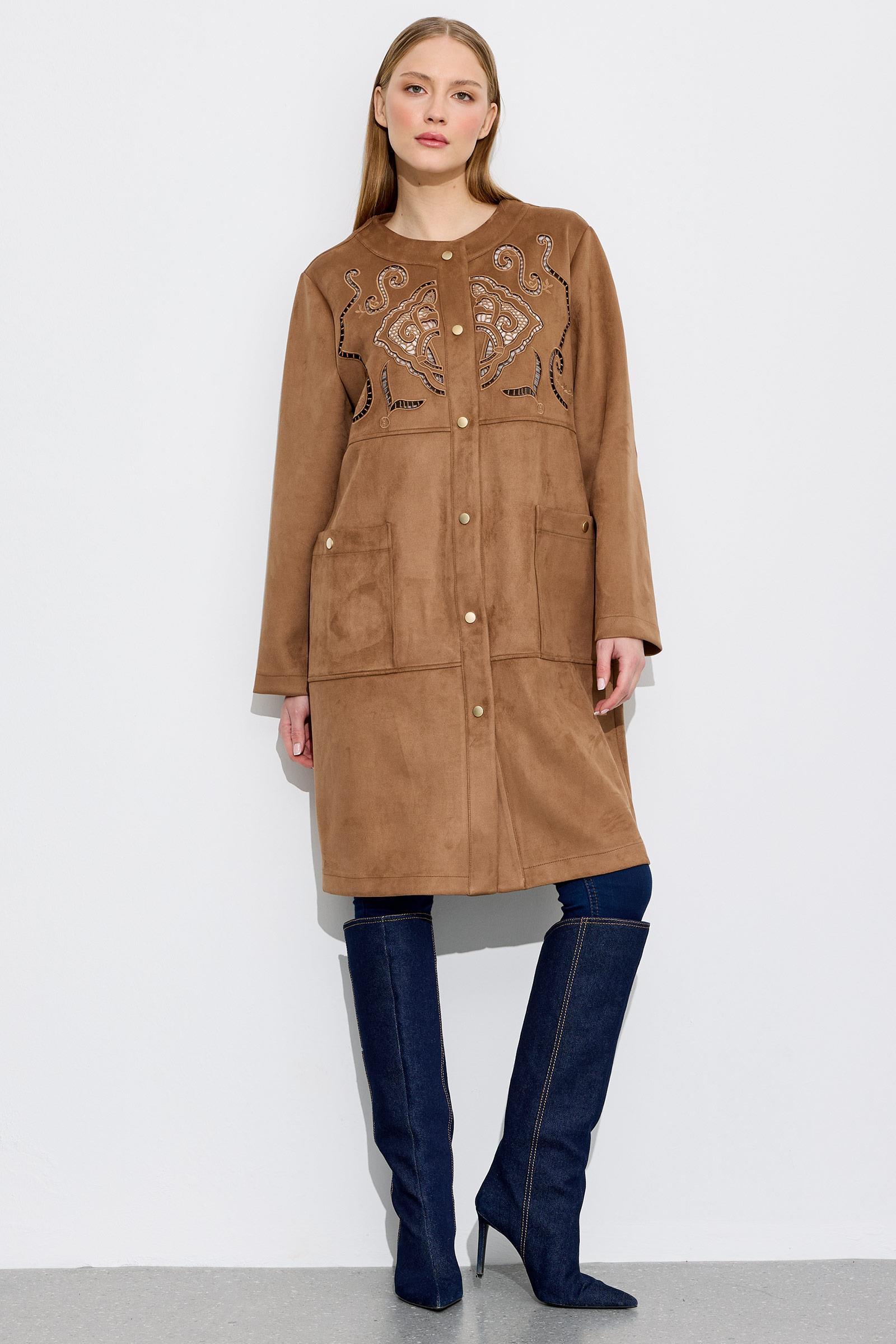 Nakış Detaylı Süet Kap CAMEL