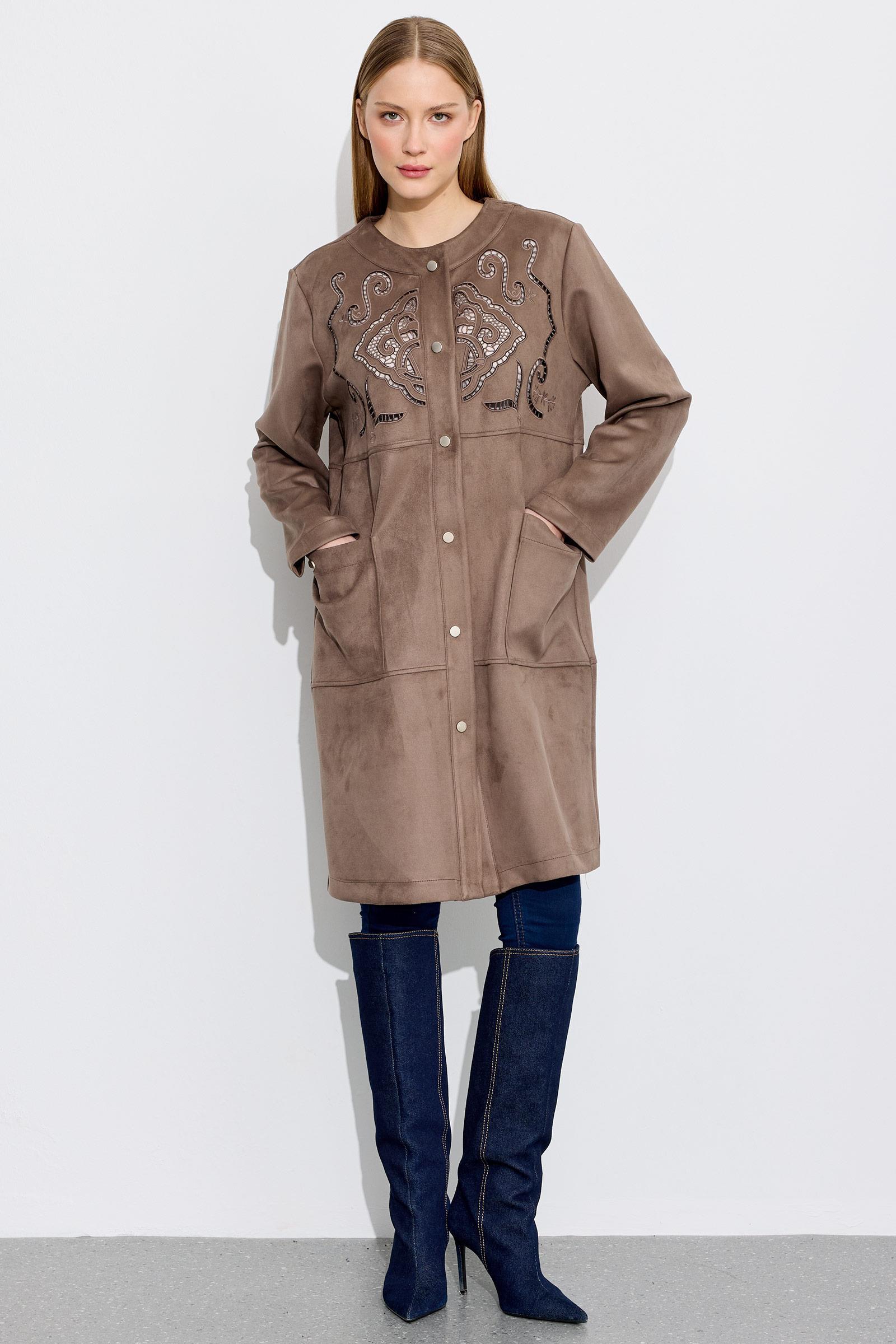 Nakış Detaylı Süet Kap VİZON