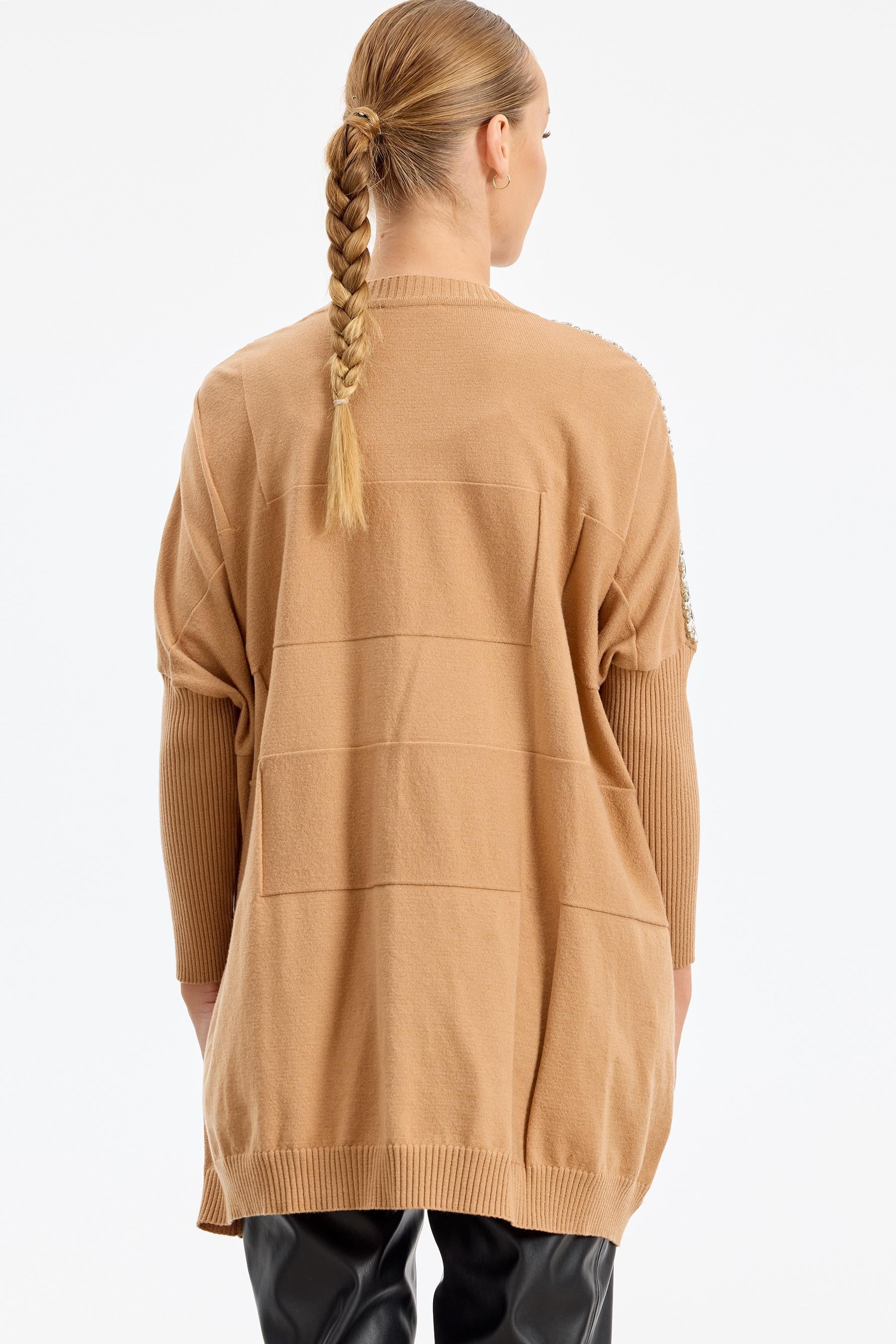 Omzu Yapıştırma Taşlı Yarasa Kollu Triko Tunik CAMEL