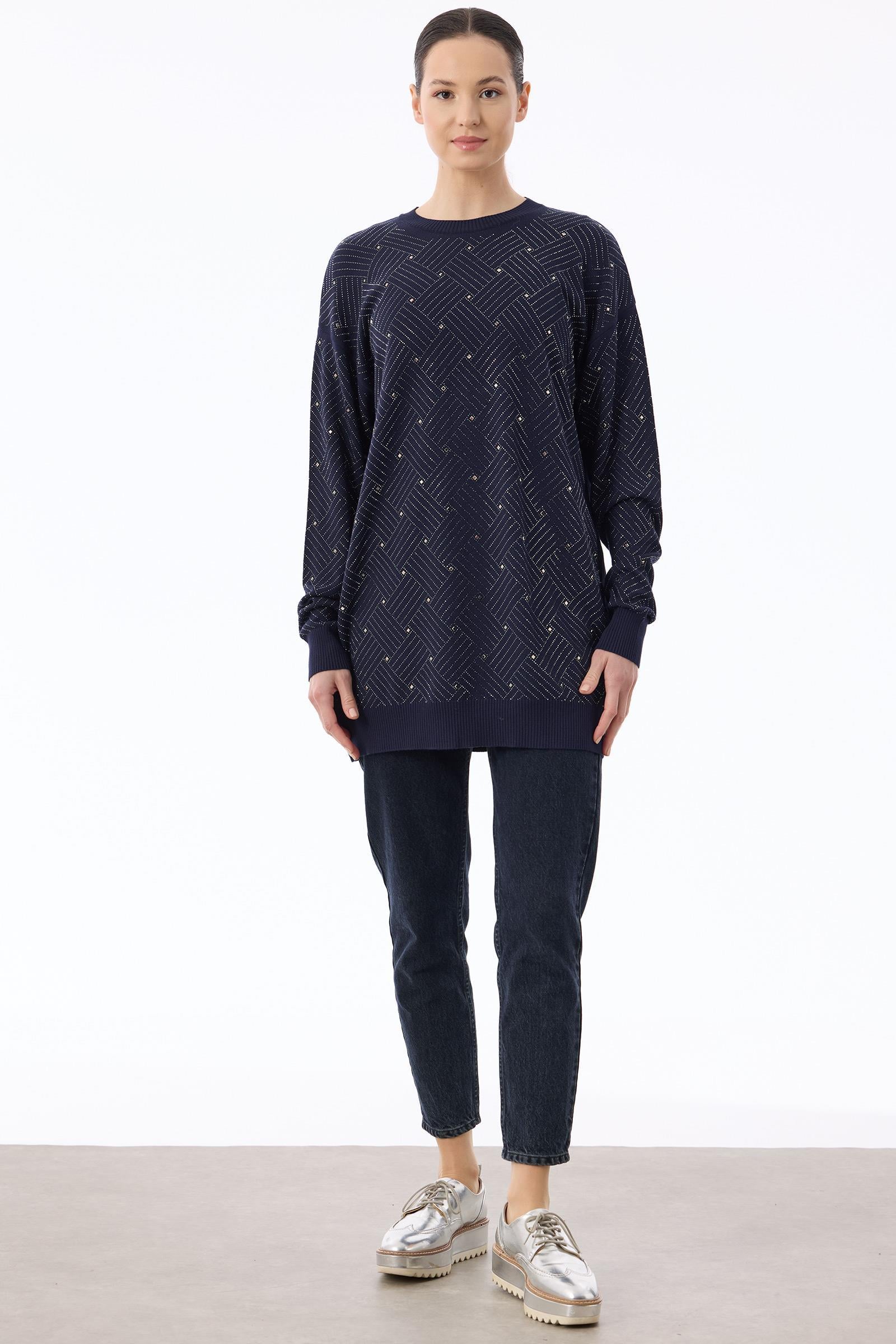 Önü Kafes Taş Baskılı Tunik LACİVERT