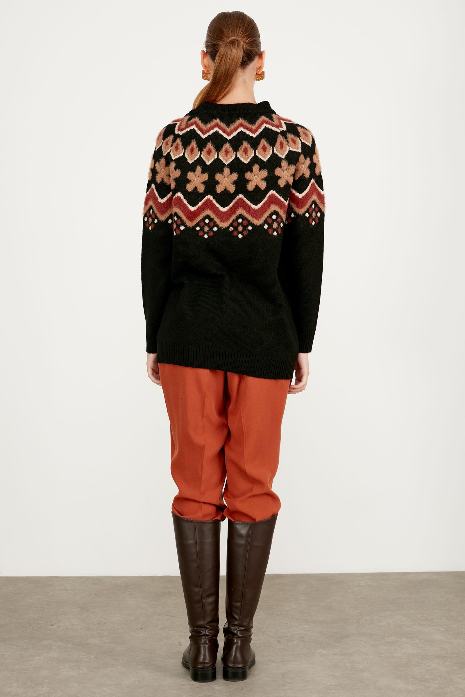 ROBASI DESEN DETAYLI İŞLEMELİ TRİKO TUNİK SİYAH