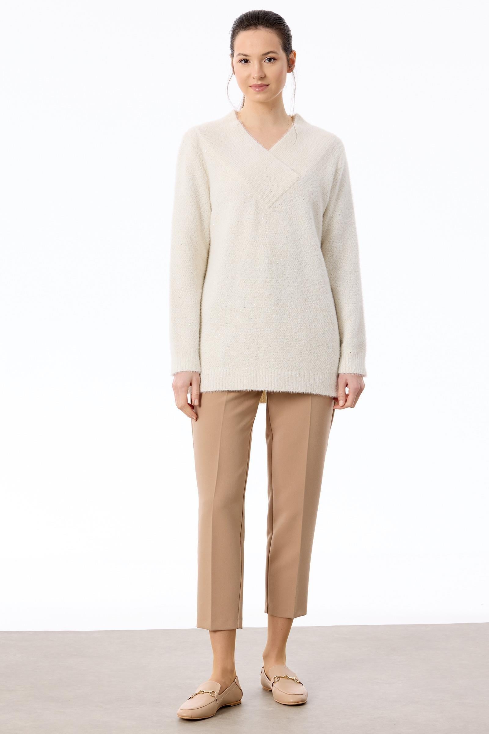 V Yaka Pullu Tunik EKRU