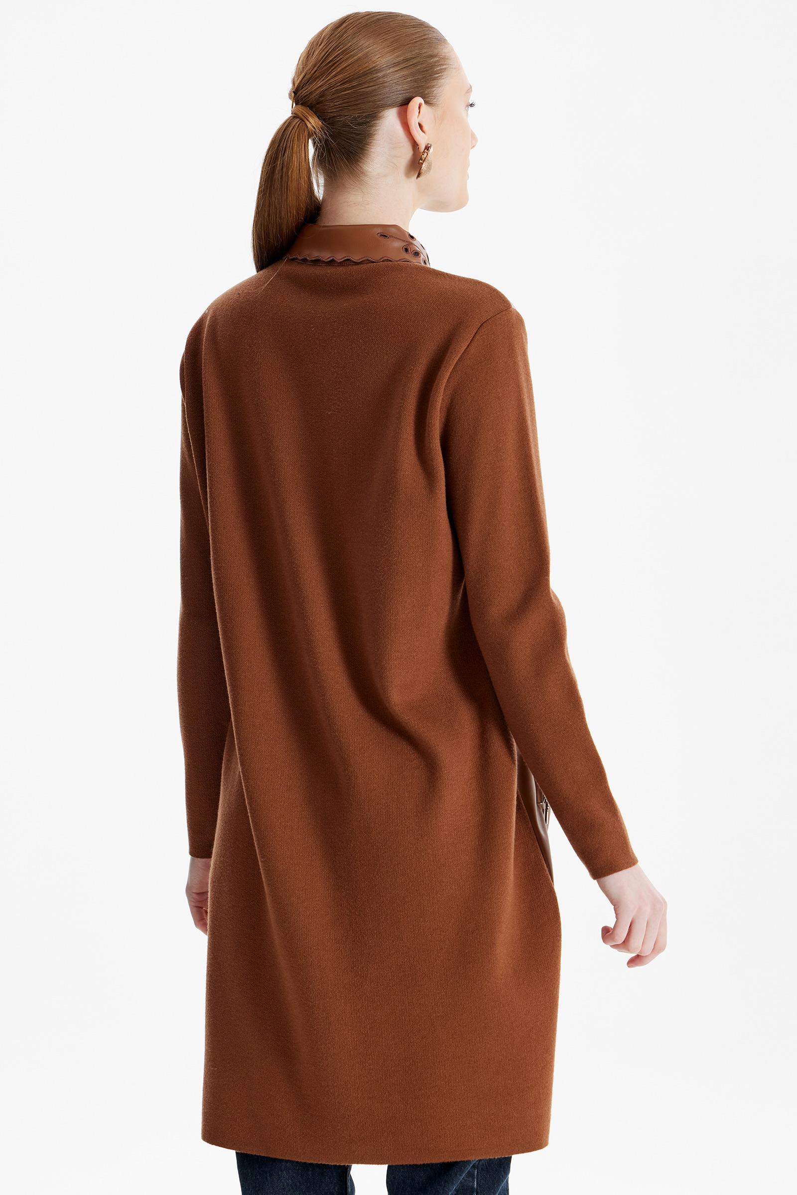 Yaka Ve Etek Ucu Nakışlı Deri Hırka KAHVE