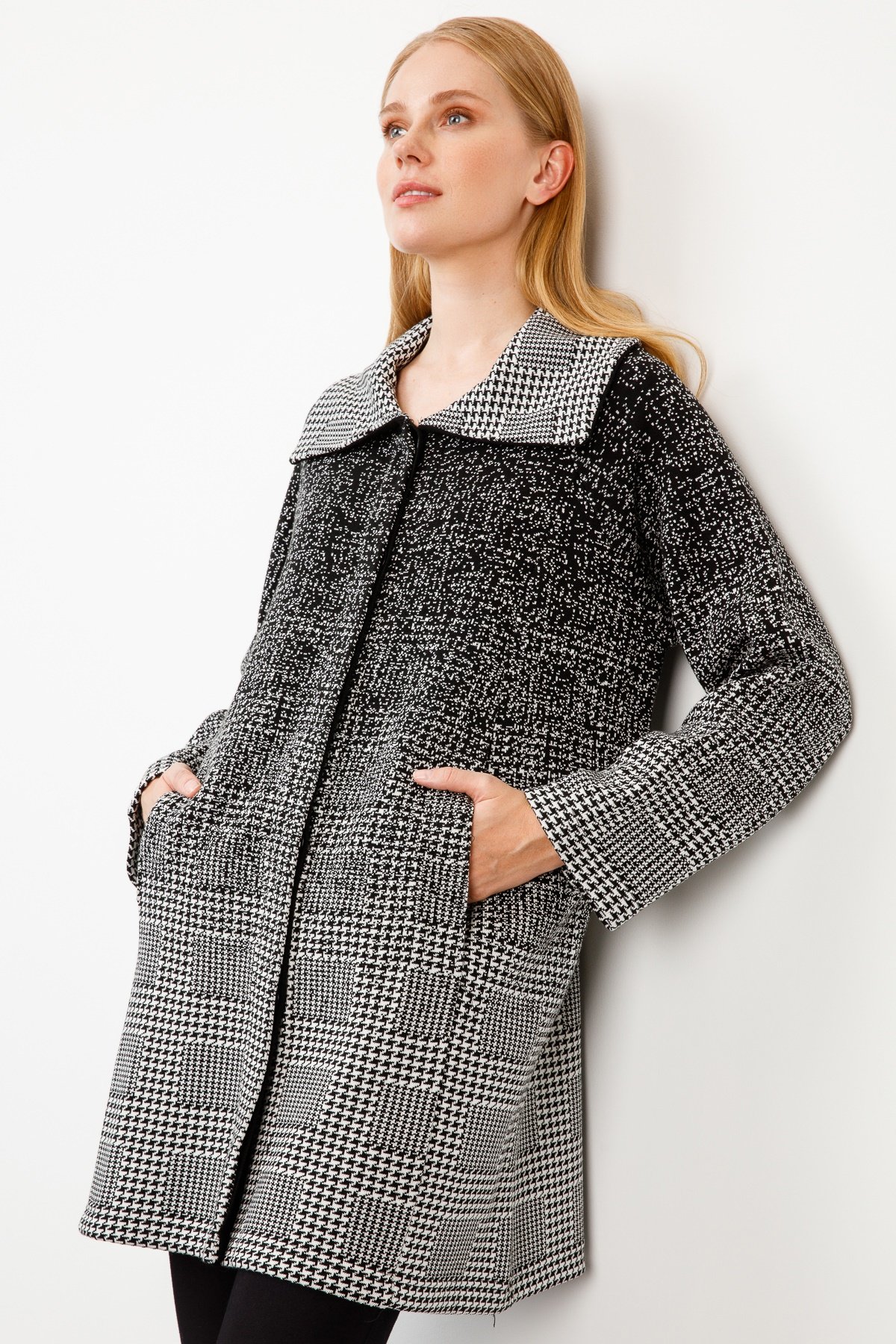 Kazayağı Gömlek Yaka Triko Ceket-Siyah-Ekru