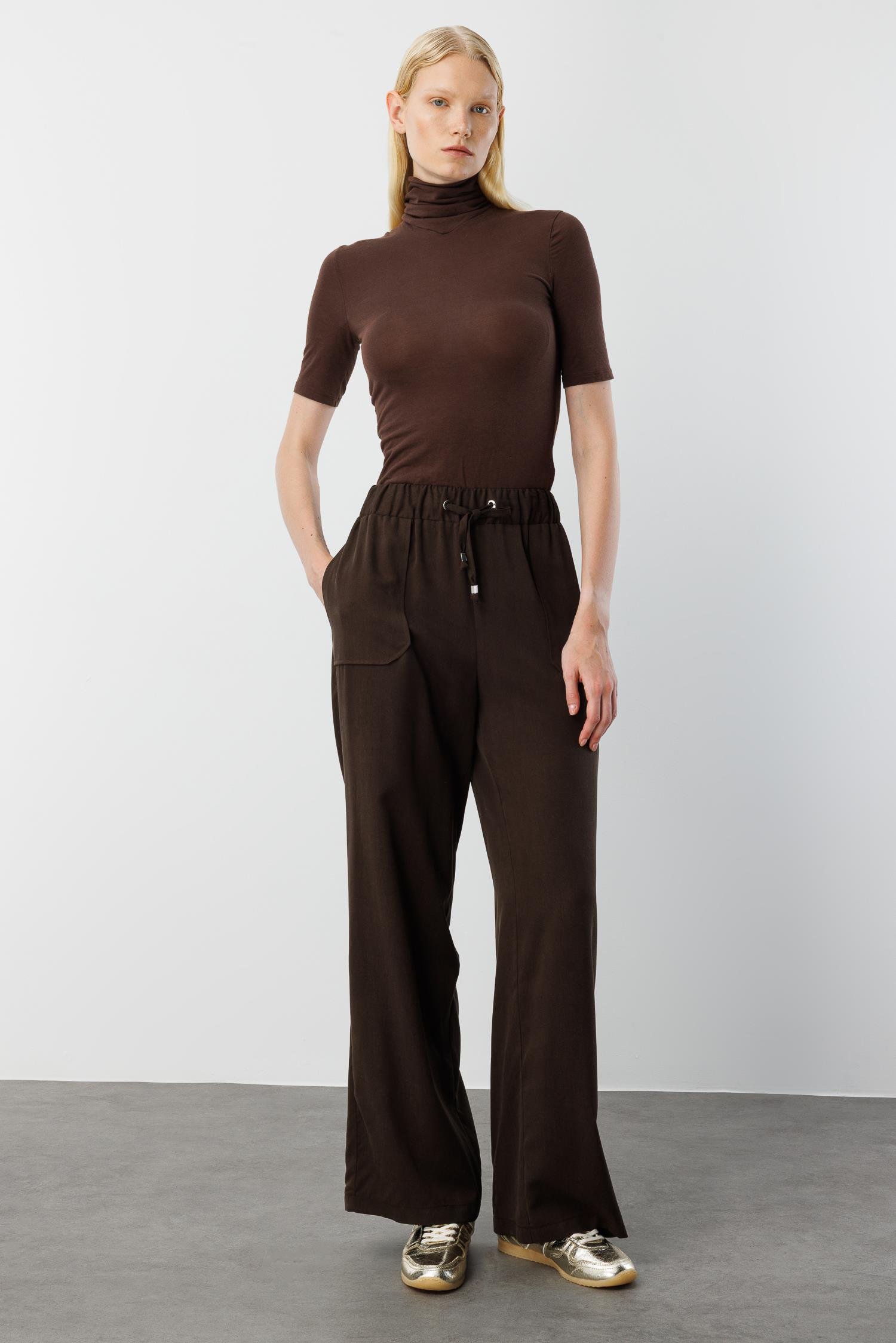 Modailgi  Beli Lastikli Tünel Bağcık Detaylı Torba Cepli Pantolon - 15042 Kahve