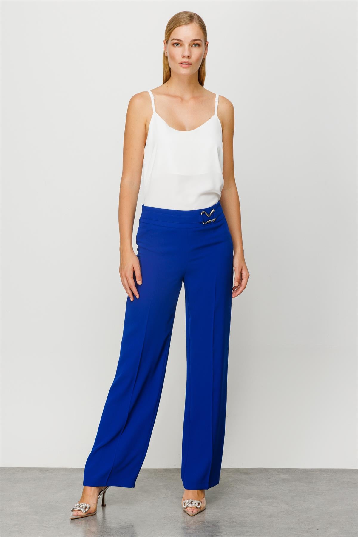 Modailgi  Beli Metal Toka Detaylı Pantolon Saks