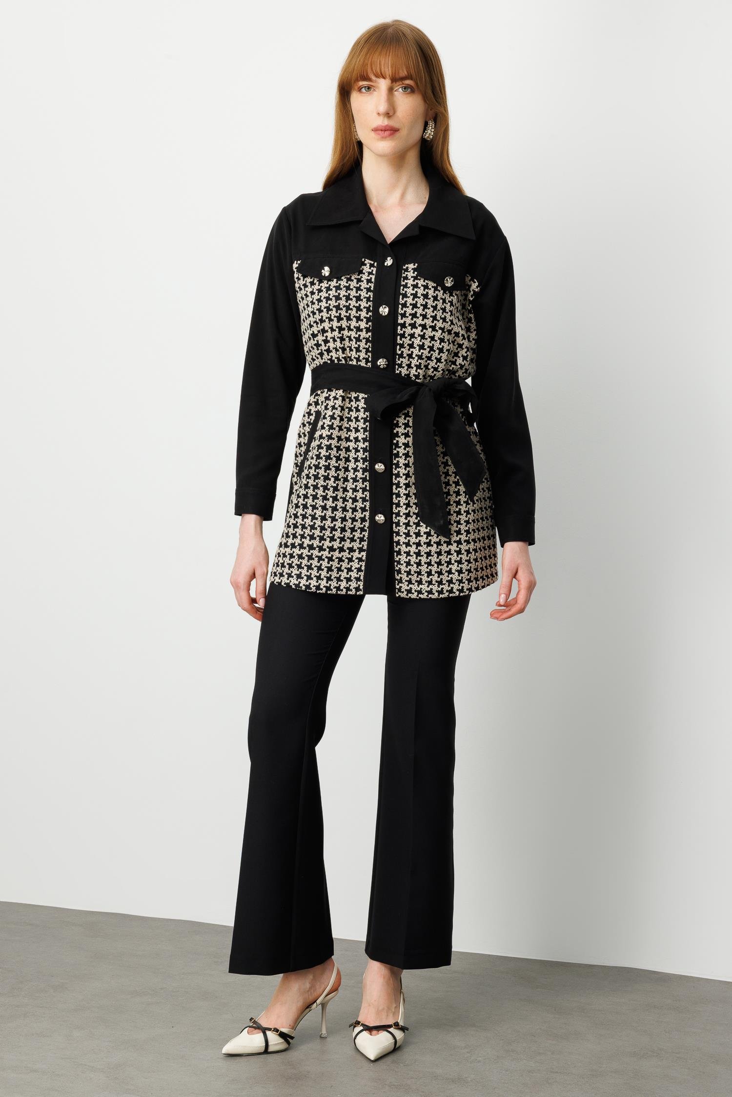 Modailgi  Cep Kapaklı Takma Kollu Kazayağı Desenli Tunik Siyah