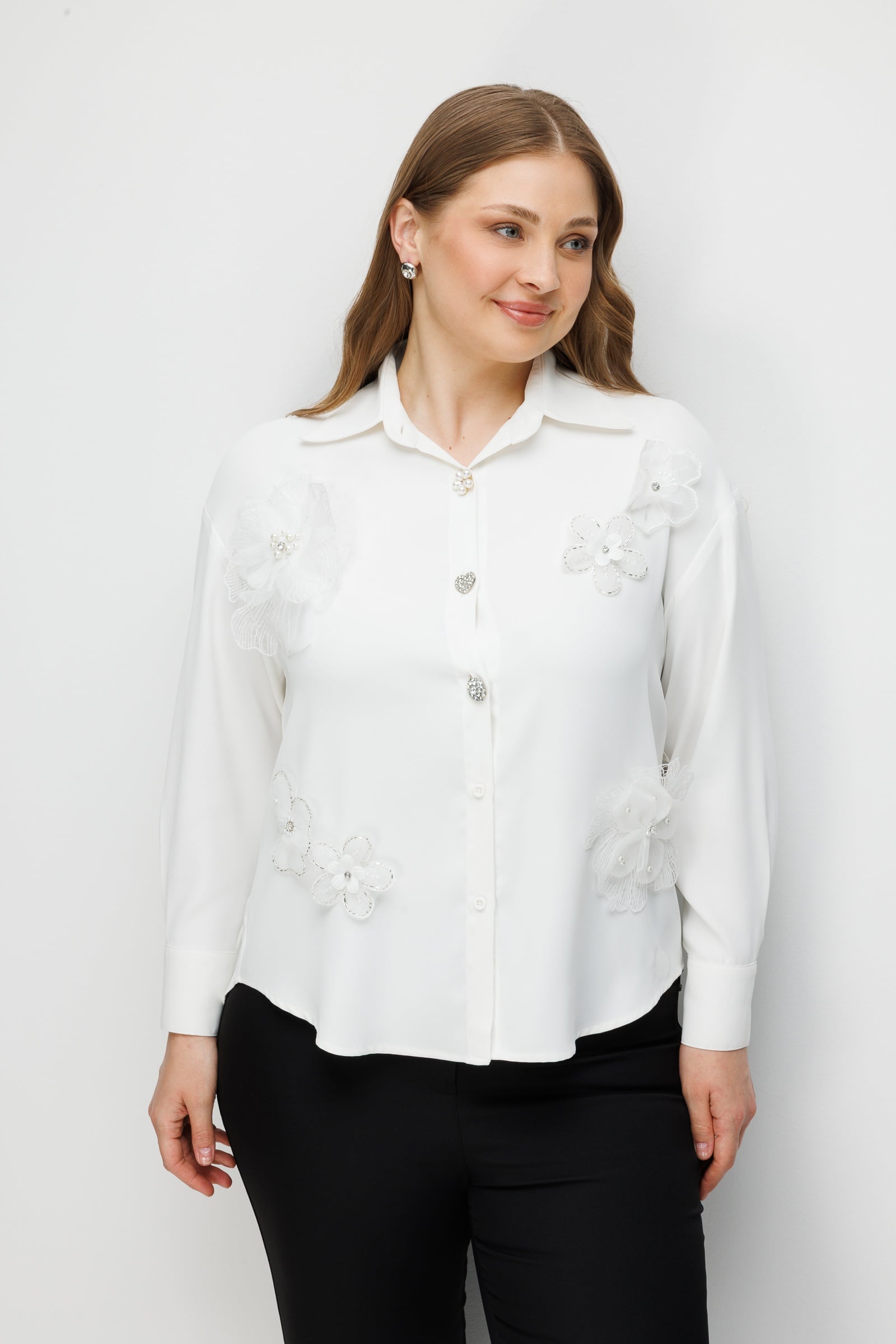 Modailgi  Çiçek Aplike Detaylı Oversize Gömlek Ekru