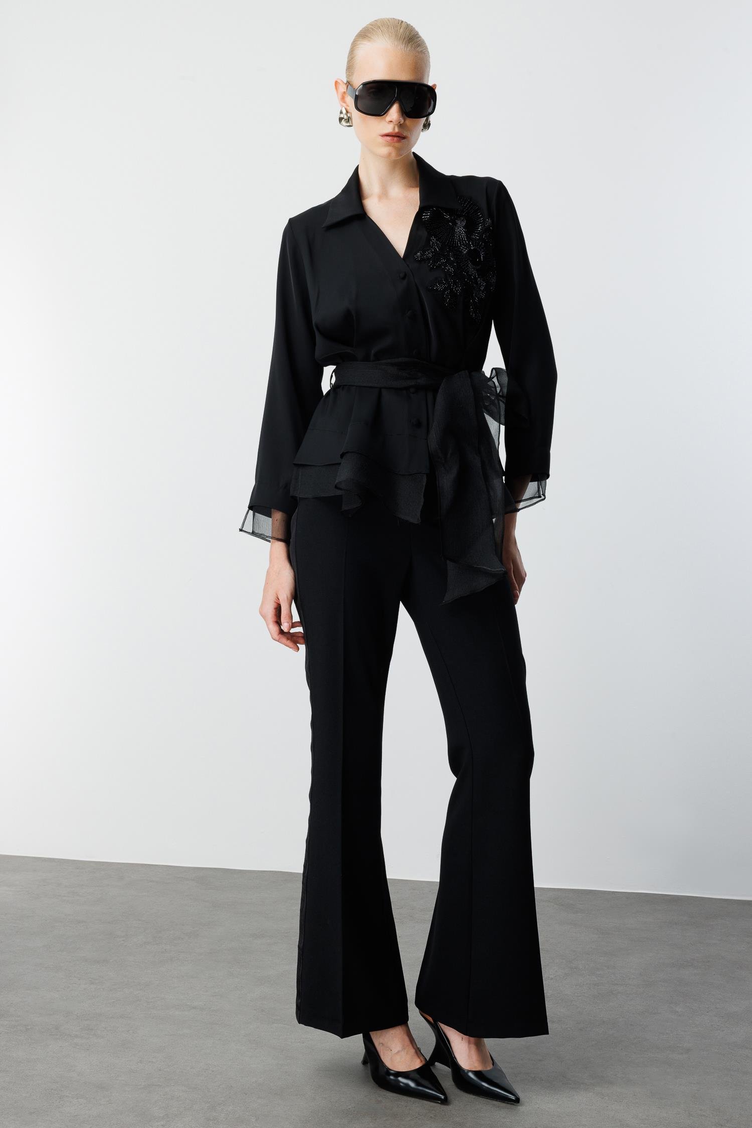 Modailgi  Çiçek Desen İşlemeli Organze Tüllü Gömlek Siyah