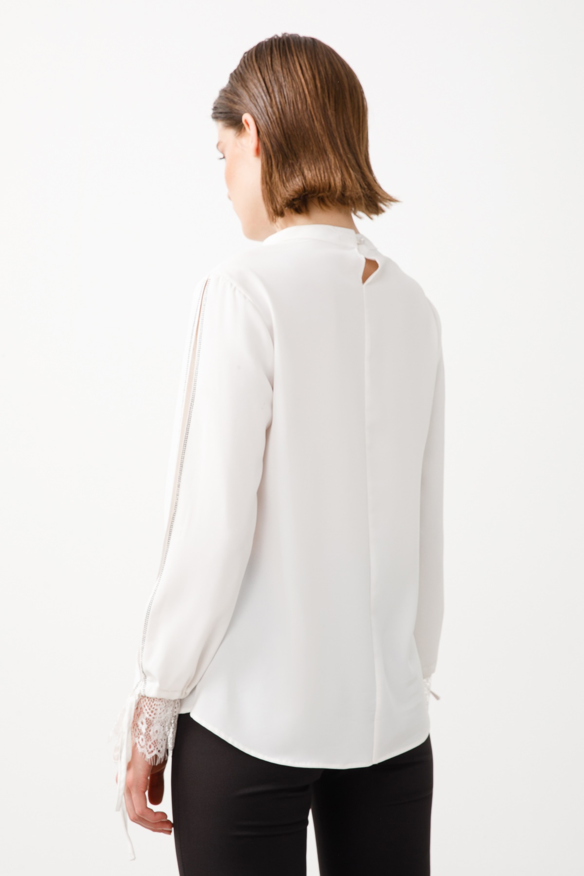 Modailgi  Dik Yaka Dantelli Bluz Ekru