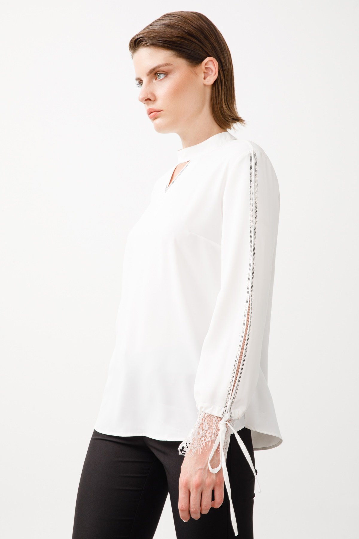 Modailgi  Dik Yaka Dantelli Bluz Ekru