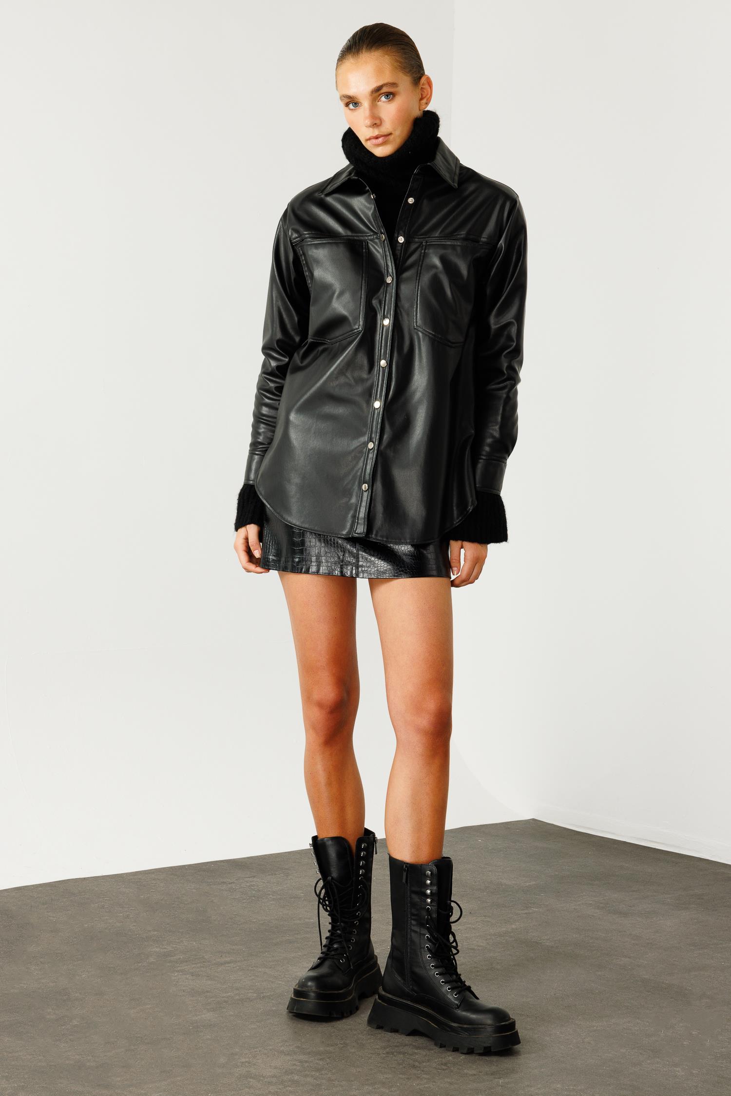 Modailgi  Düşük Omuzlu Deri Gömlek Siyah