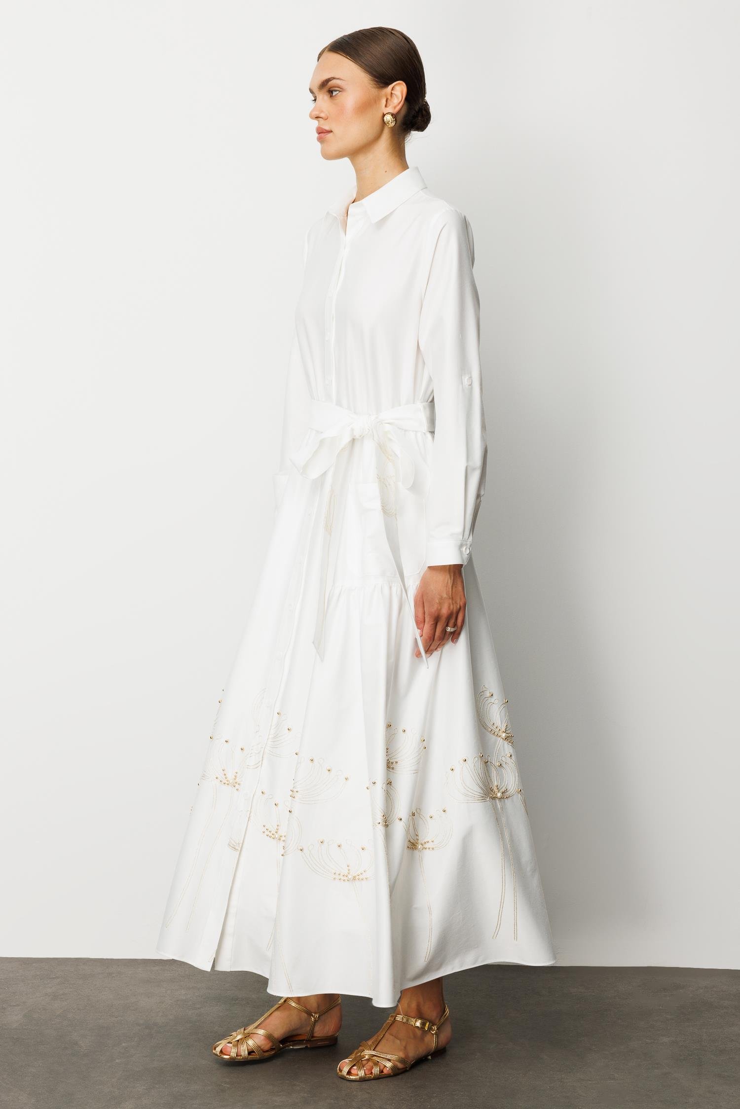 Modailgi  Etek Ucu Nakış ve İşlemeli Beli Lastikli Kuşaklı Safari Kol Uzun Elbise Ekru