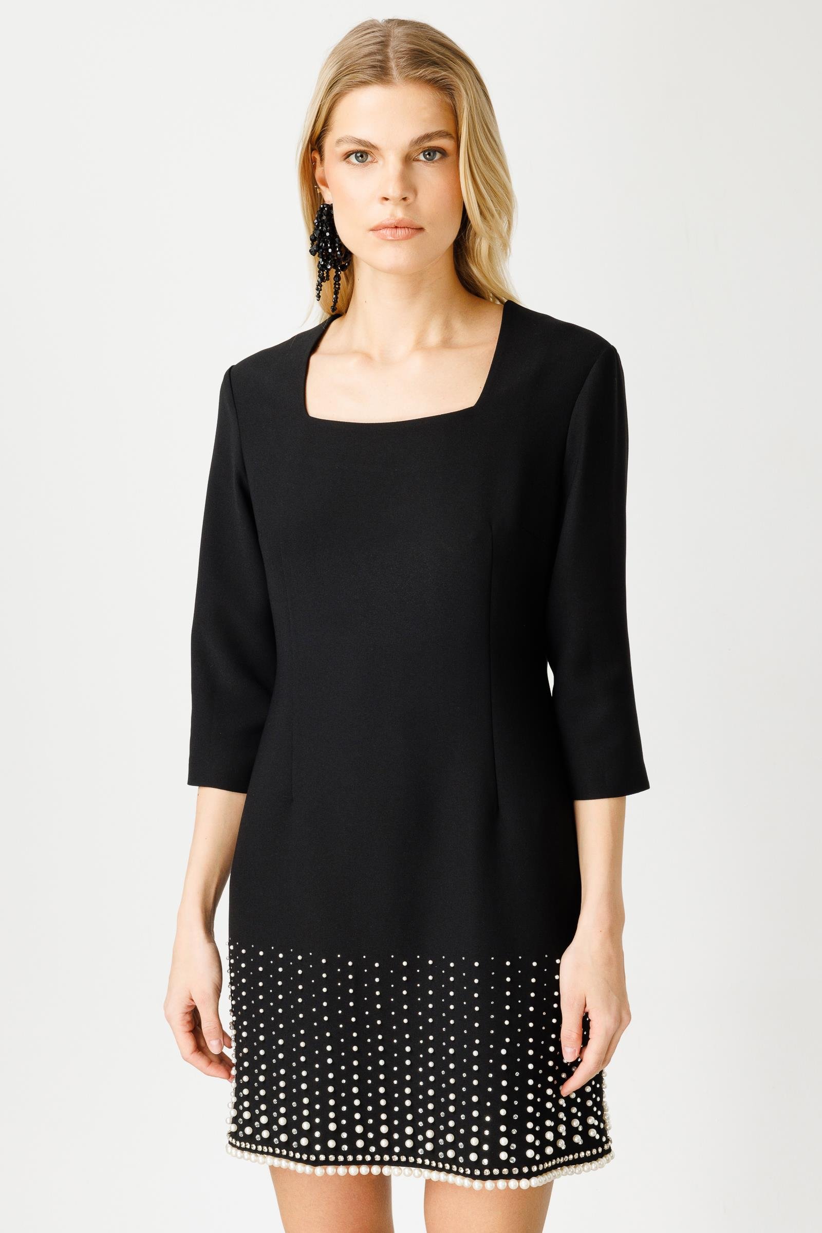 Modailgi  İnci Detaylı Kare Yaka Mini Elbise Siyah