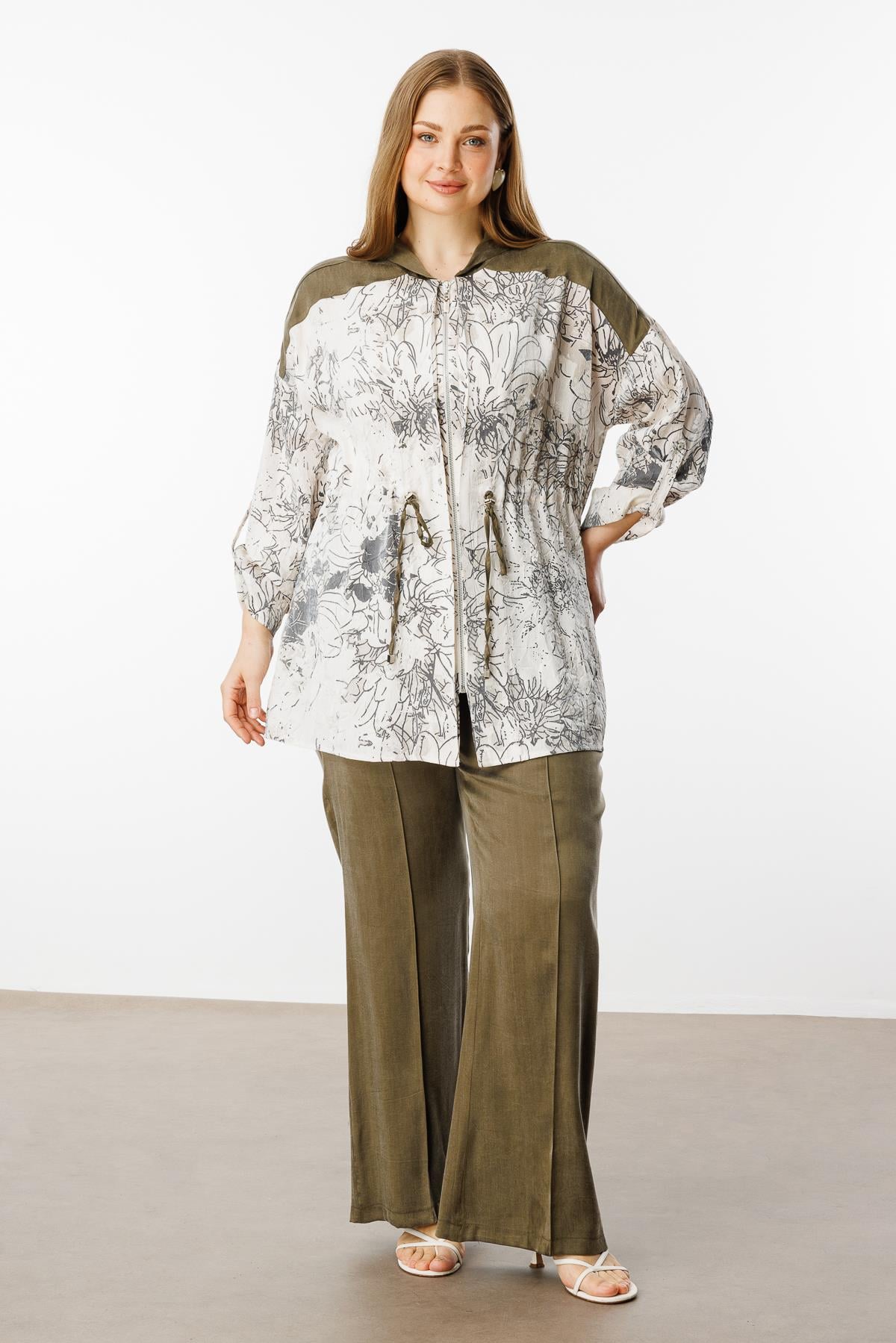 Modailgi  Kapüşonlu Desenli Beli Tünel Bağcıklı Kolu Apolet Aksesuarlı Fermuarlı Tunik Haki