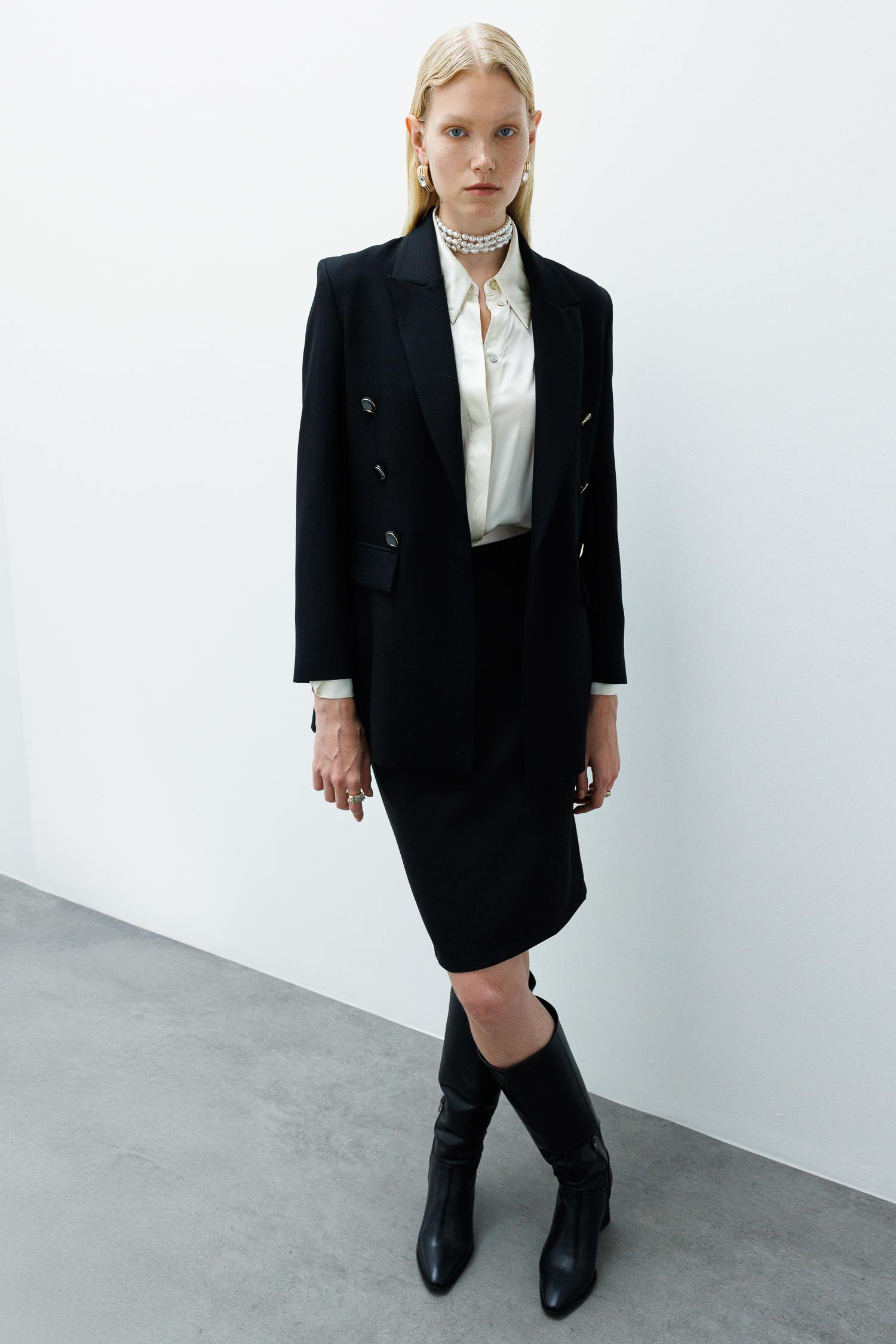 Modailgi  Kırlangıç Yaka Önü Açık Rahat Kesim Astarlı Ceket - 40008 Siyah