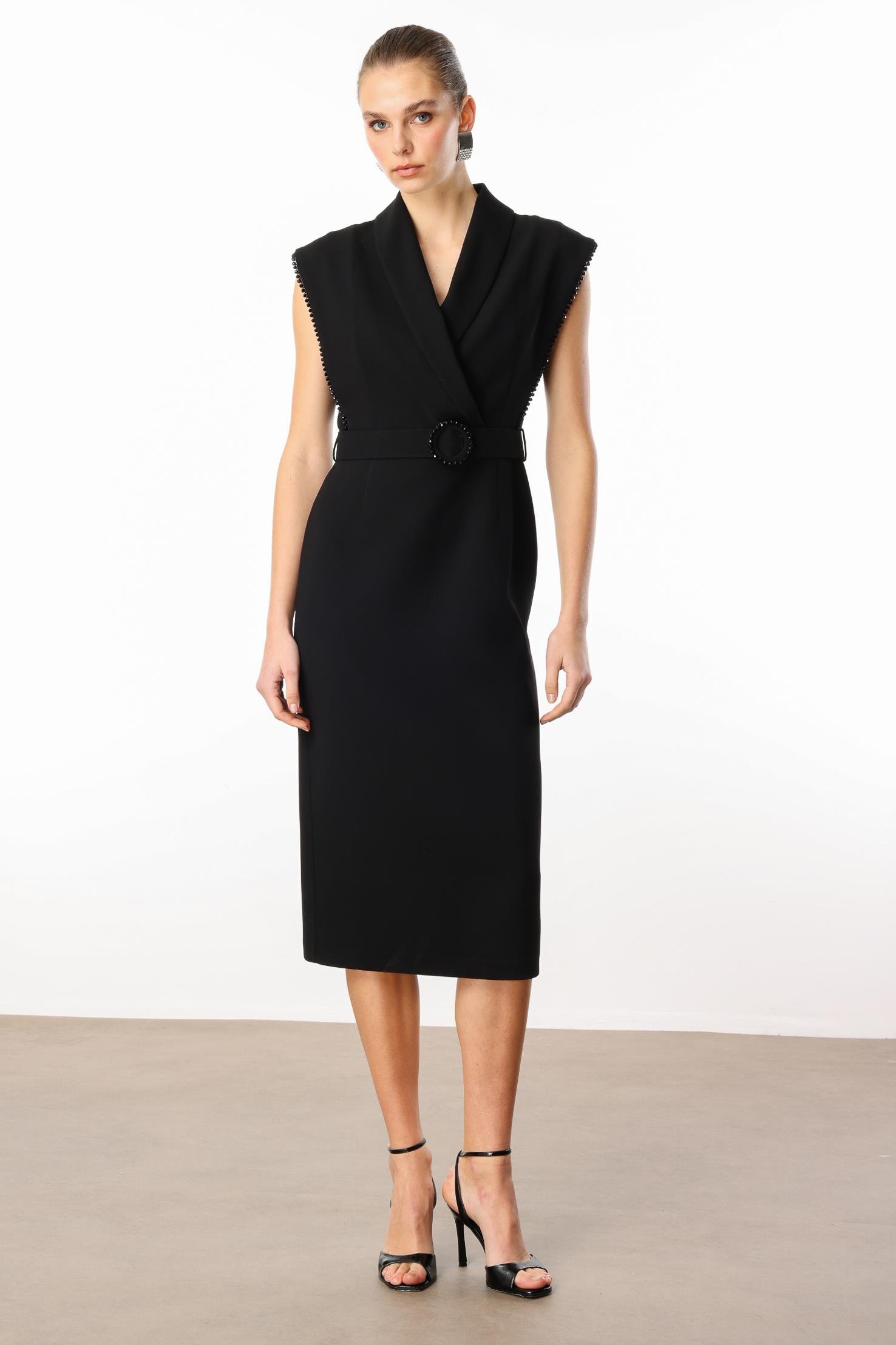 Modailgi  Kol Ağzı Boncuk Aksesuar Detaylı Elbise Siyah