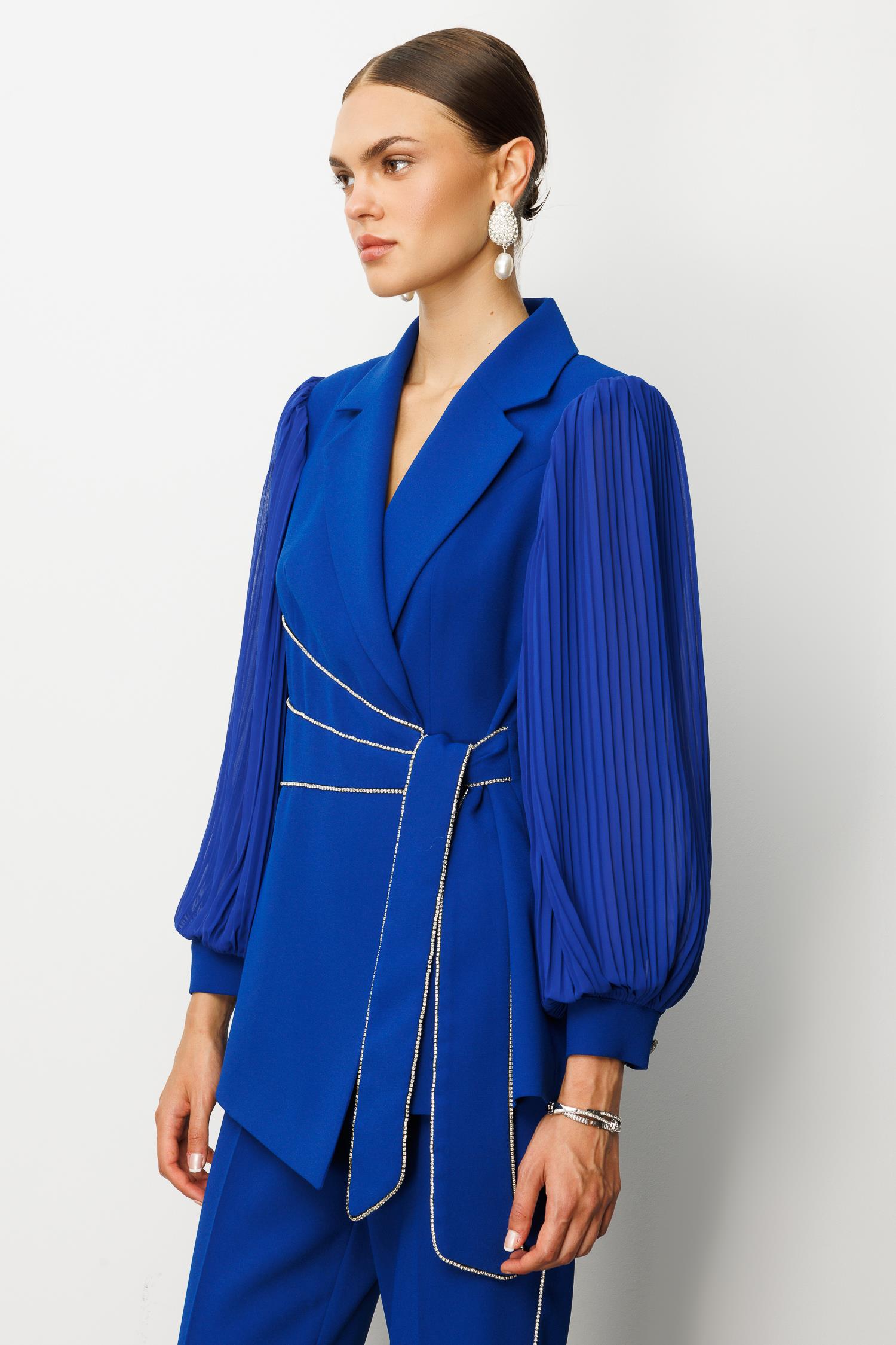 Modailgi  Kolları Piliseli Şerit Aksesuarlı Ceket Saks