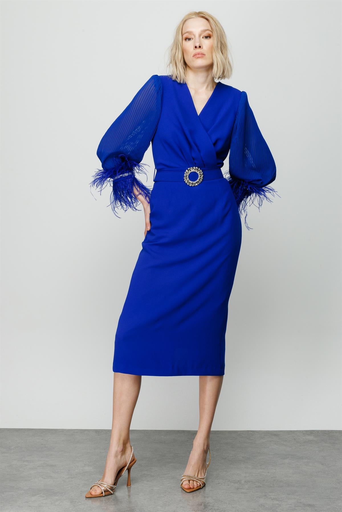 Modailgi  Kolları Pliseli Manşeti Otrişli Uzun Elbise Saks