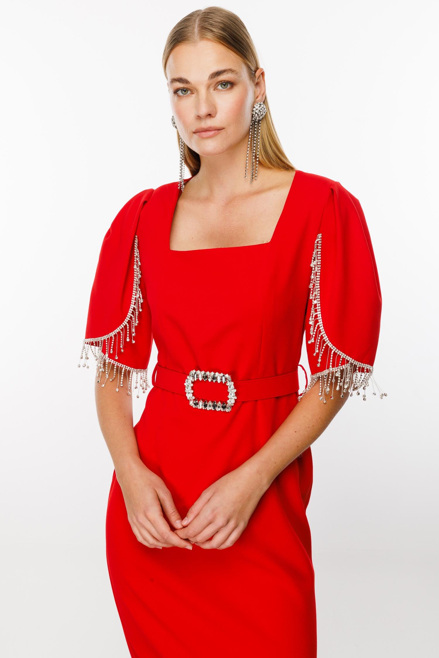 Modailgi  -*Kolları Şerit Aksesuarlı Elbise Kırmızı