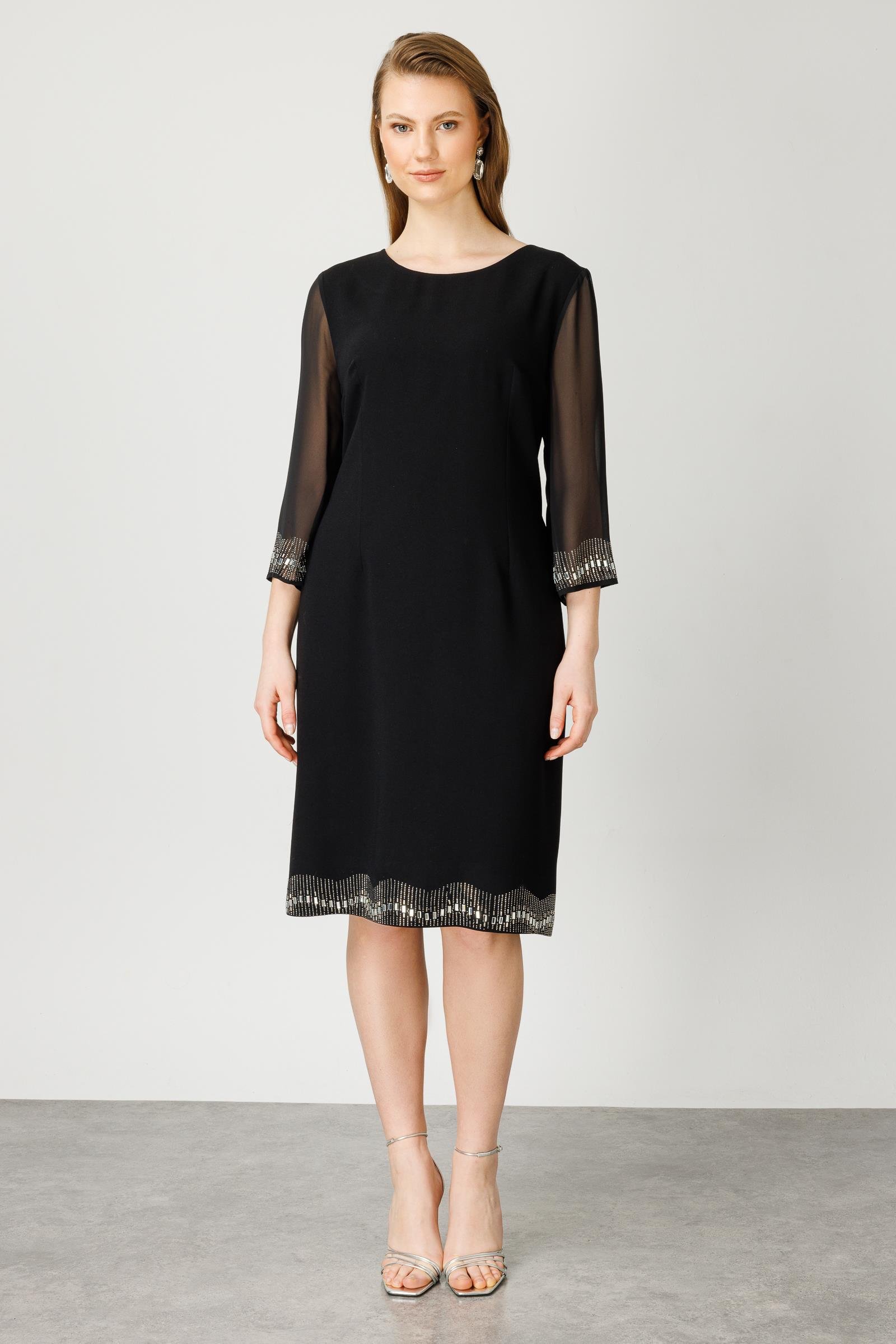 Modailgi  Kolları ve Etek Ucu Taşlı Elbise Siyah