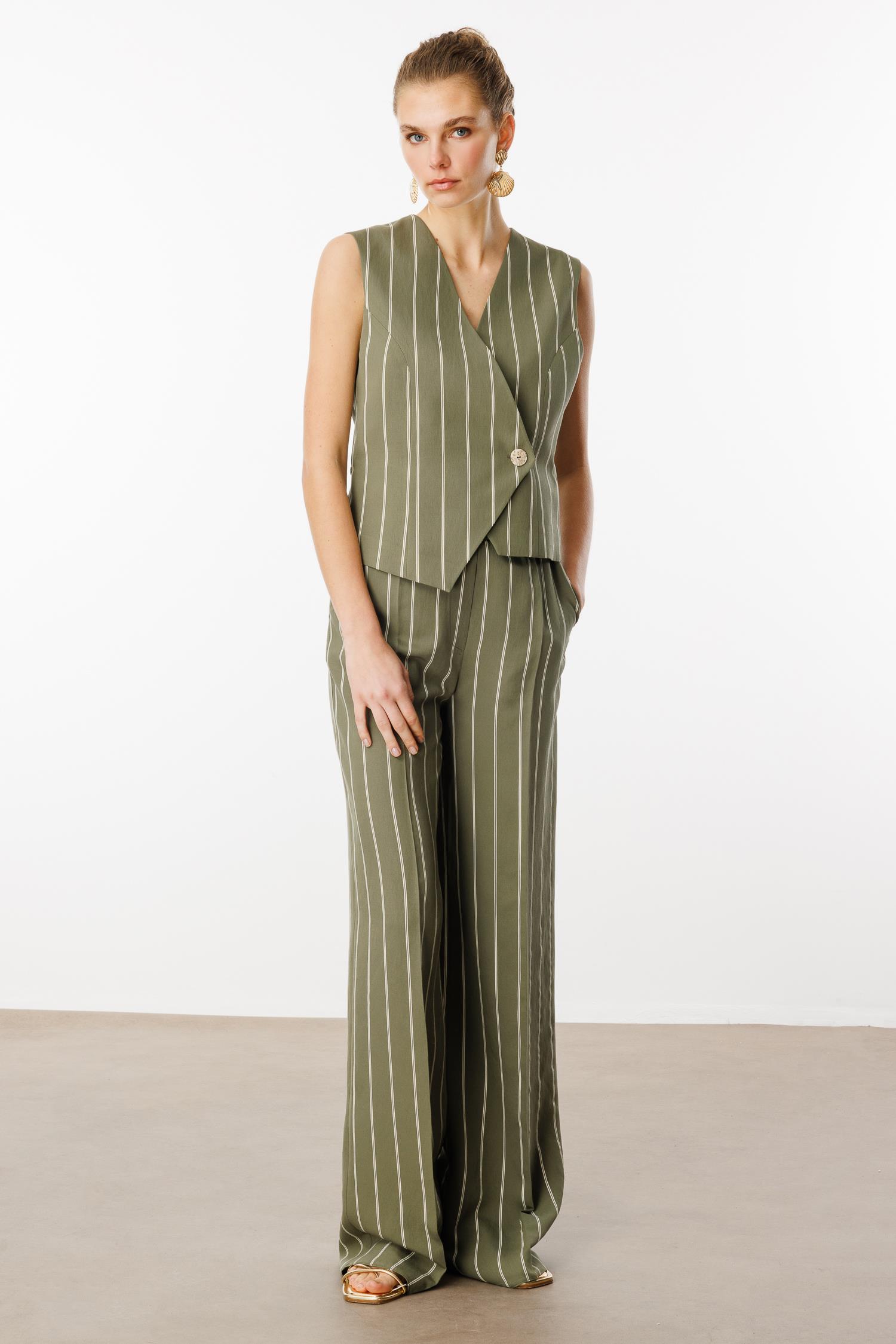 Modailgi  Kruvaze Kapamalı Bağlama Detaylı Asimetrik Kesim Yelek Haki