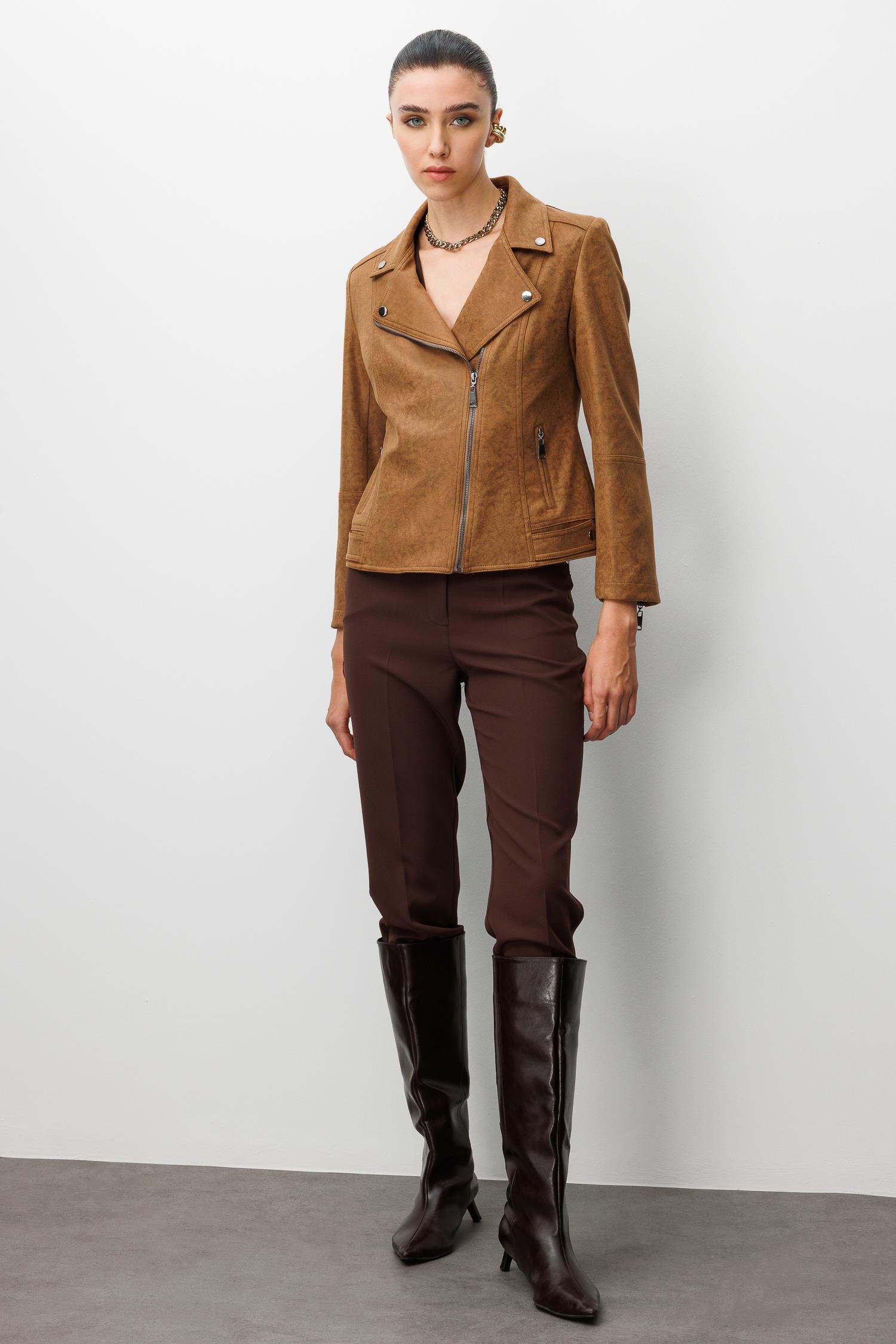 Modailgi  Kruvaze Kapamalı Fermuarlı Spor Dikişli Ve Kesikli Kısa Mont Ceket Taba