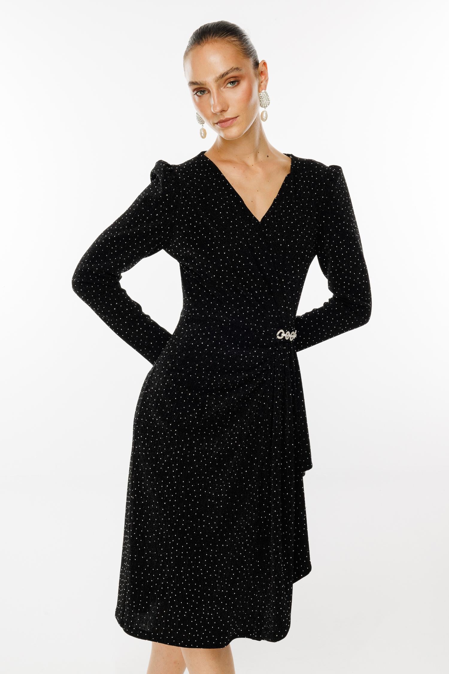 Modailgi  Kruvaze Volanlı Taşlı Örme Elbise Siyah