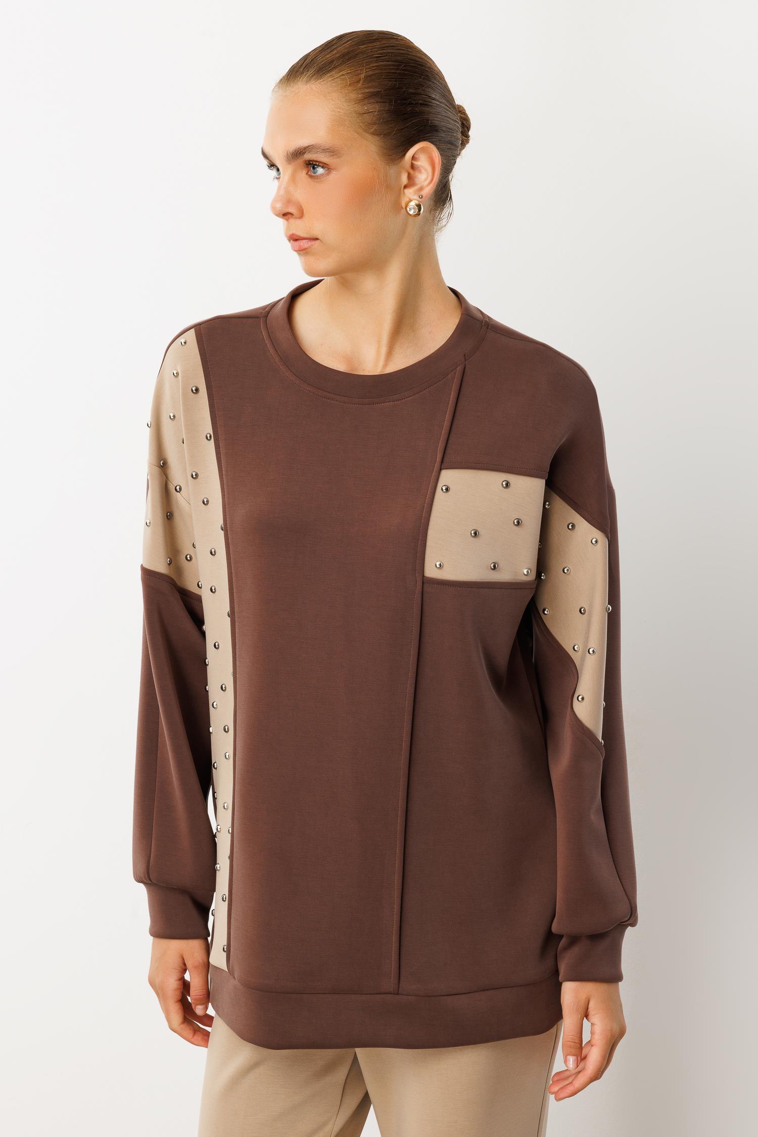 Modailgi  Kumaş Mix Detaylı Zımbalı Kesikli Oversize Örme Tunik - 40062 Kahve