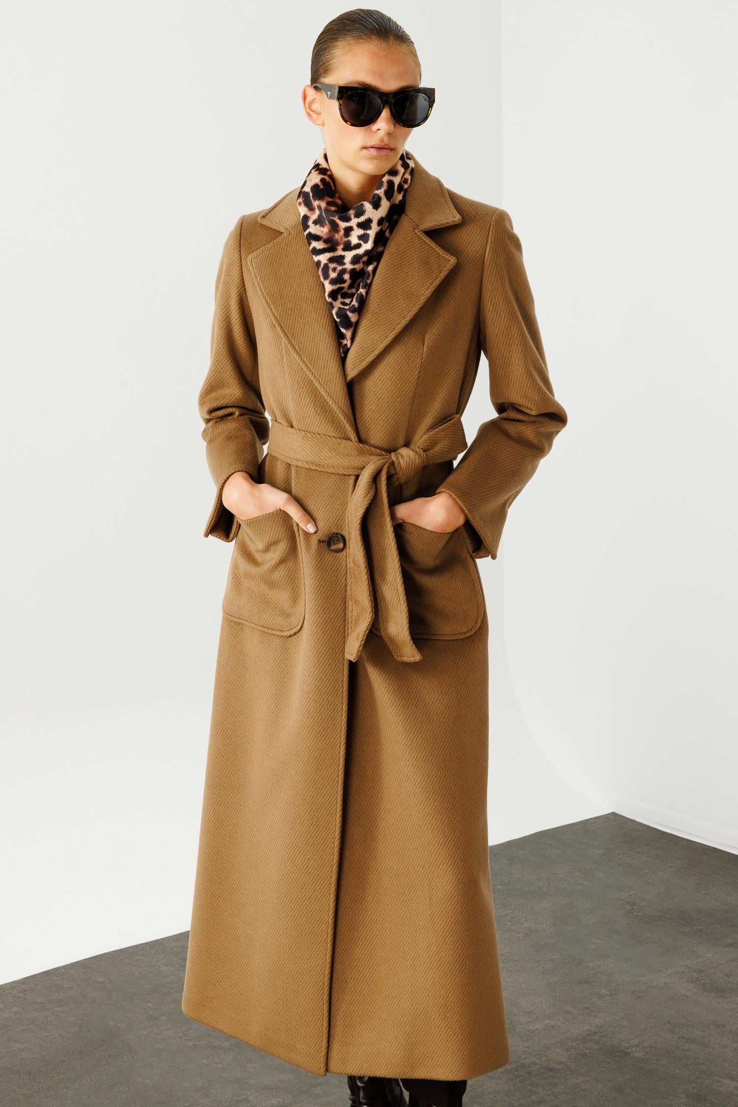 Modailgi  Kuptan Yırtmaçlı Diyagonal Çizgili Kaban Kahve