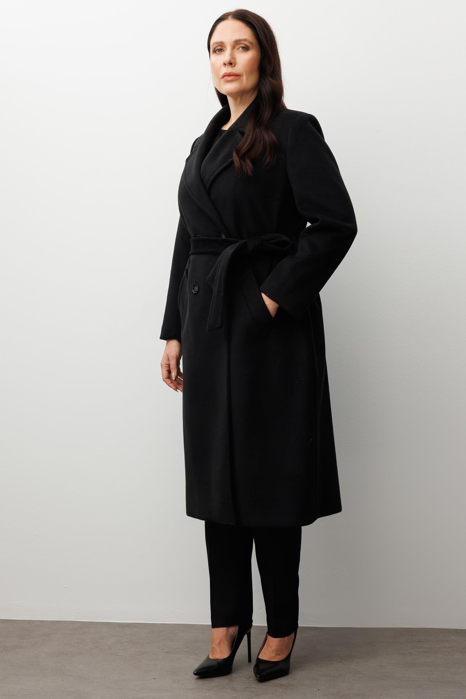 Modailgi  Kuşaklı Kruvaze Dört Düğmeli Kaban Siyah