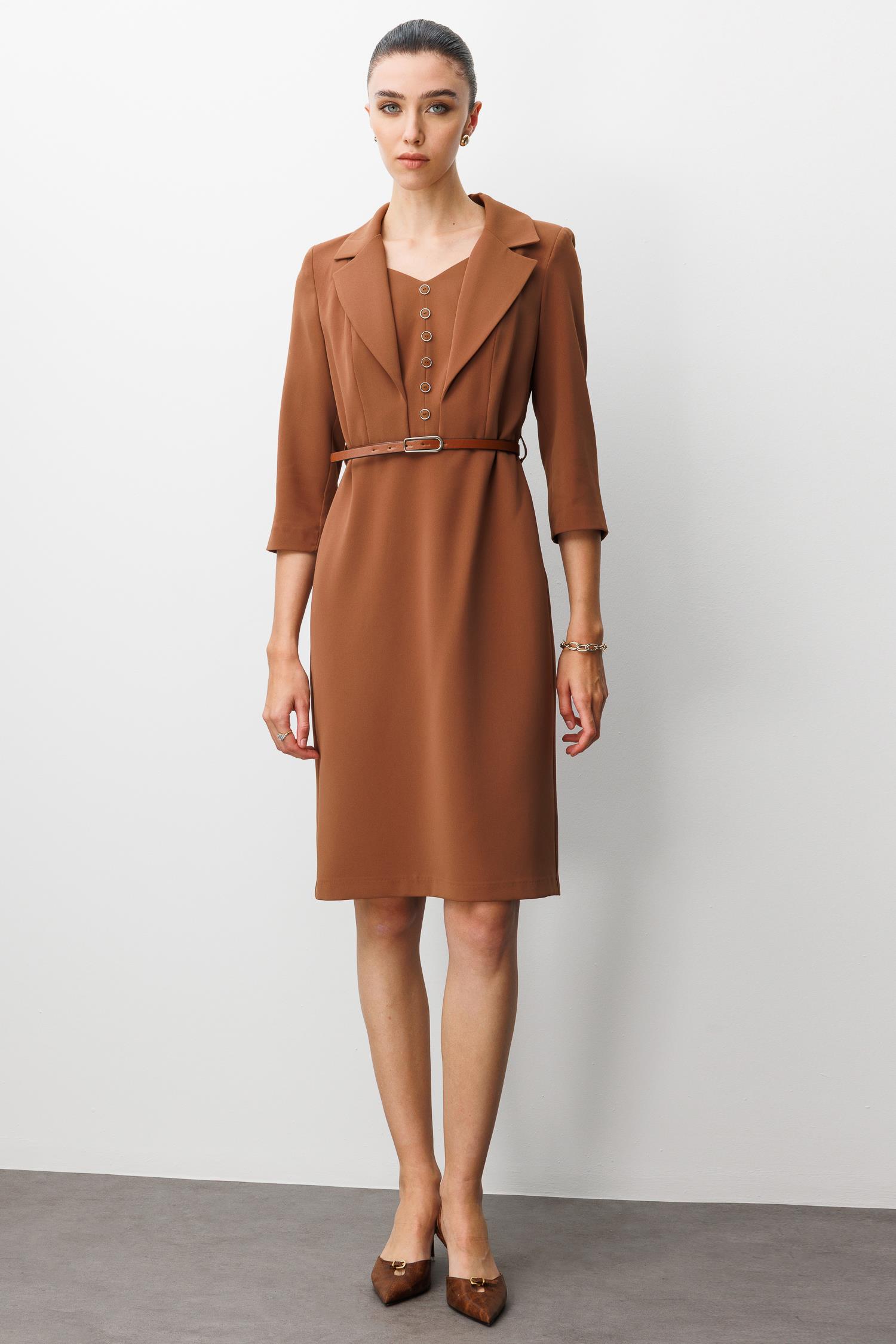 Modailgi  Mono Yaka Beli Kesik Ve Kemer Aksesuarlı Truvakar Kol Elbise Tarçın