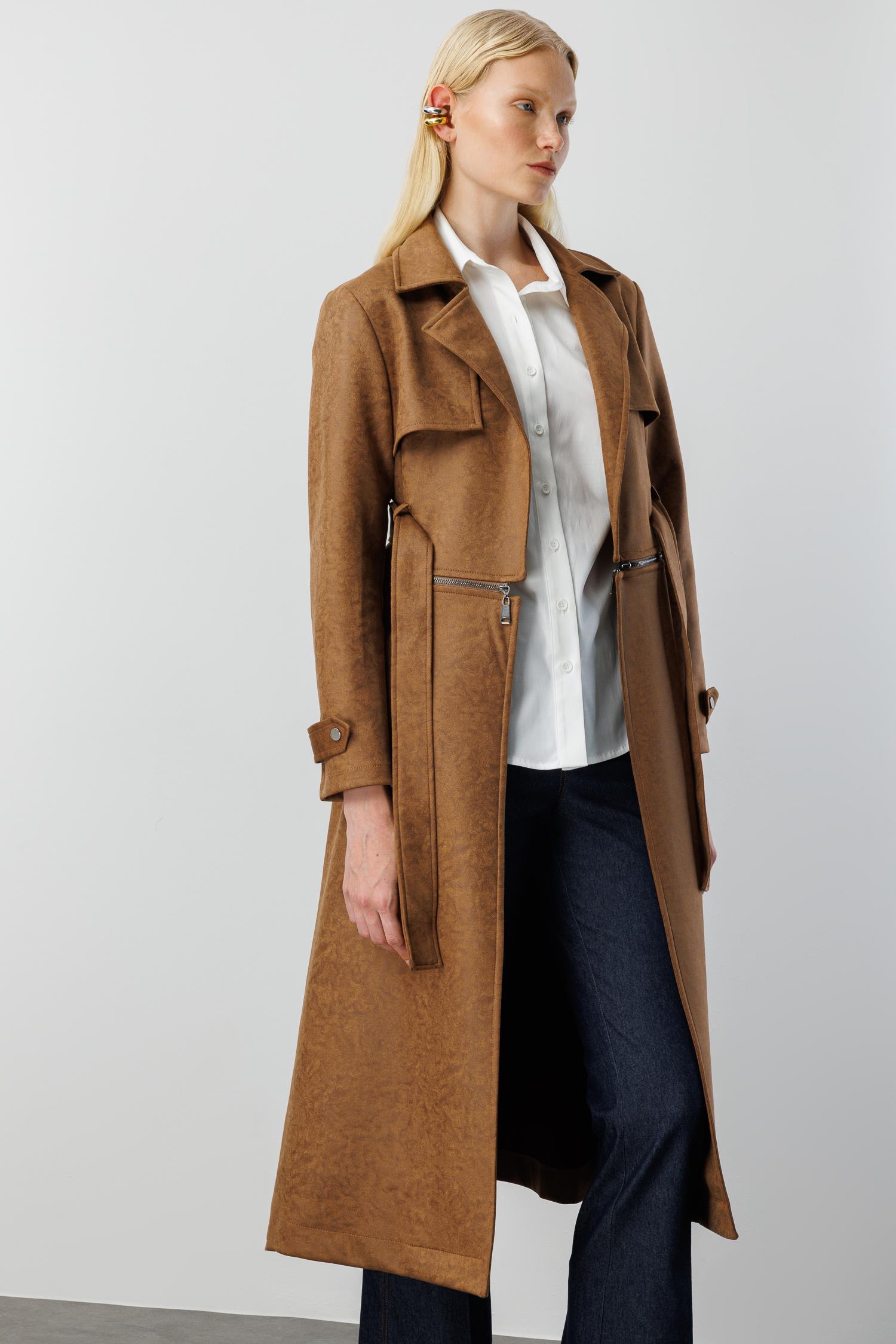 Modailgi  Mono Yaka Kuşaklı Koları Apoletli Belde Açılır Kapanır Çift Taraflı Fermuar Detaylı Astarsız Trençkot Taba