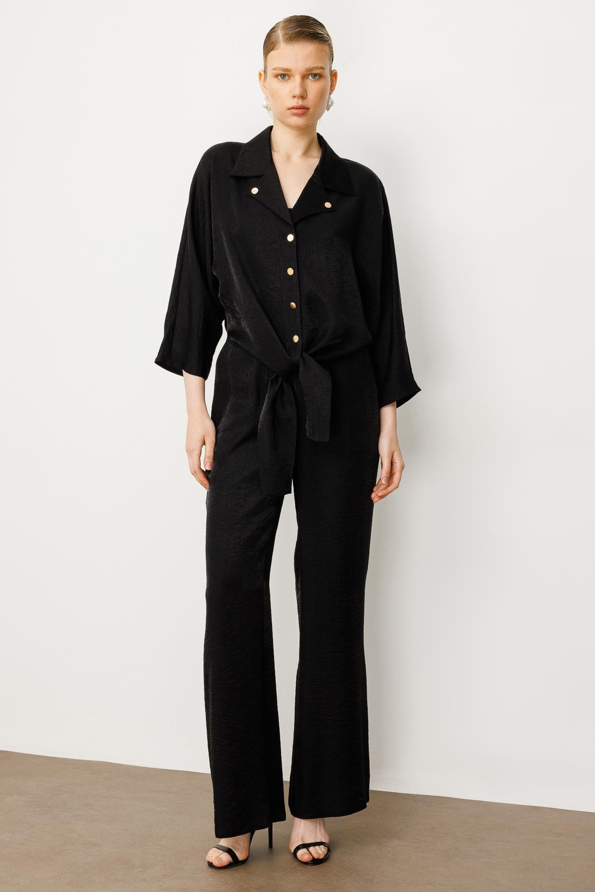 Modailgi  Mono Yaka Yarasa Kol Önden Bağlama Detaylı Kısa Gömlek Siyah