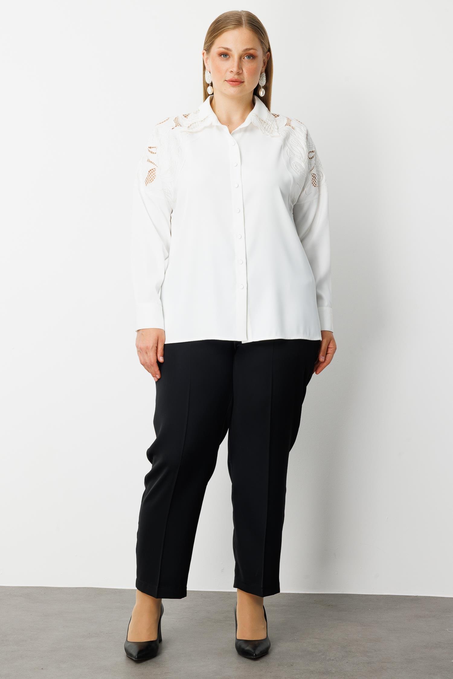 Modailgi  Nakış Detaylı Oversize Gömlek Ekru