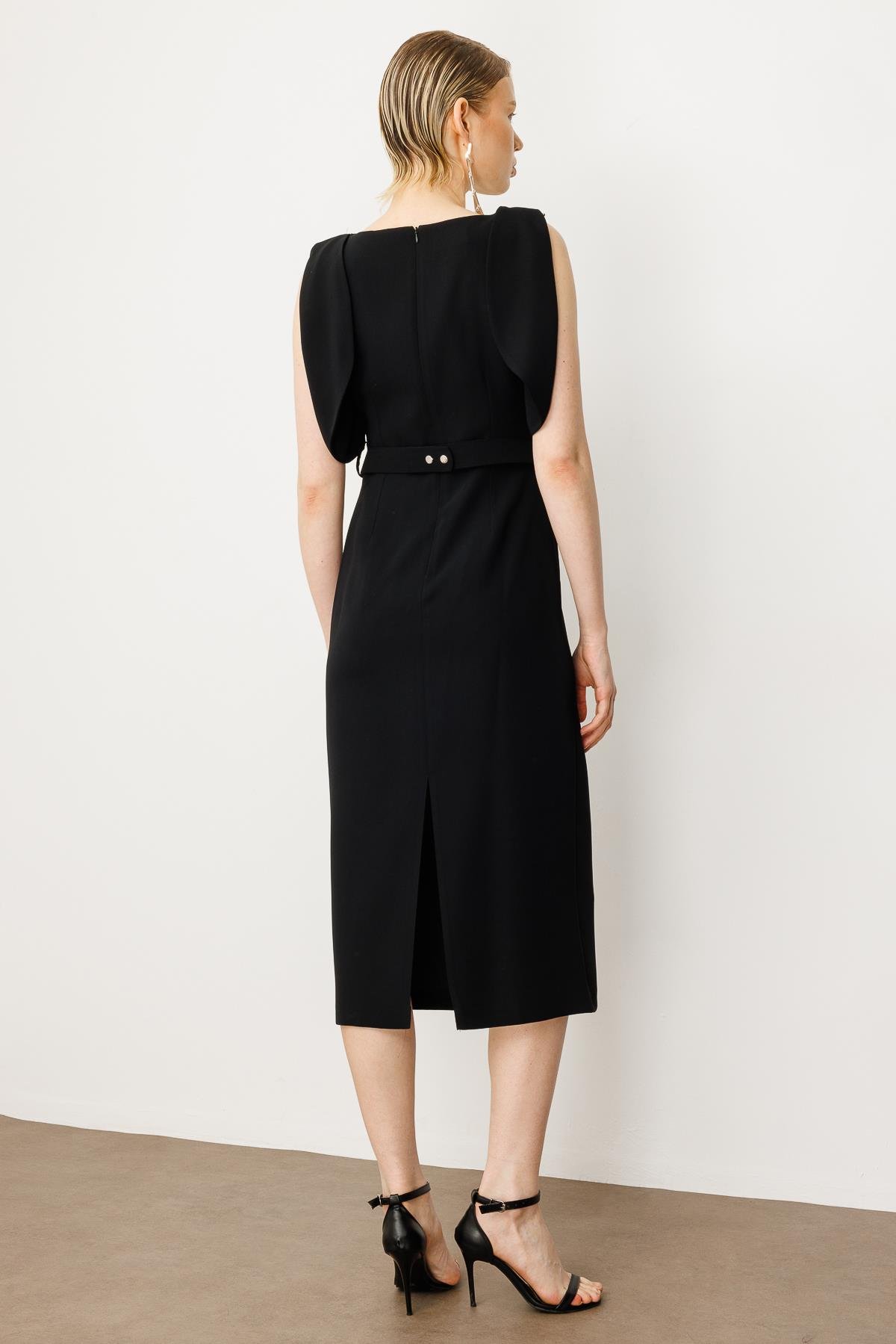 Modailgi  Omuzları İnci Detaylı Elbise Siyah