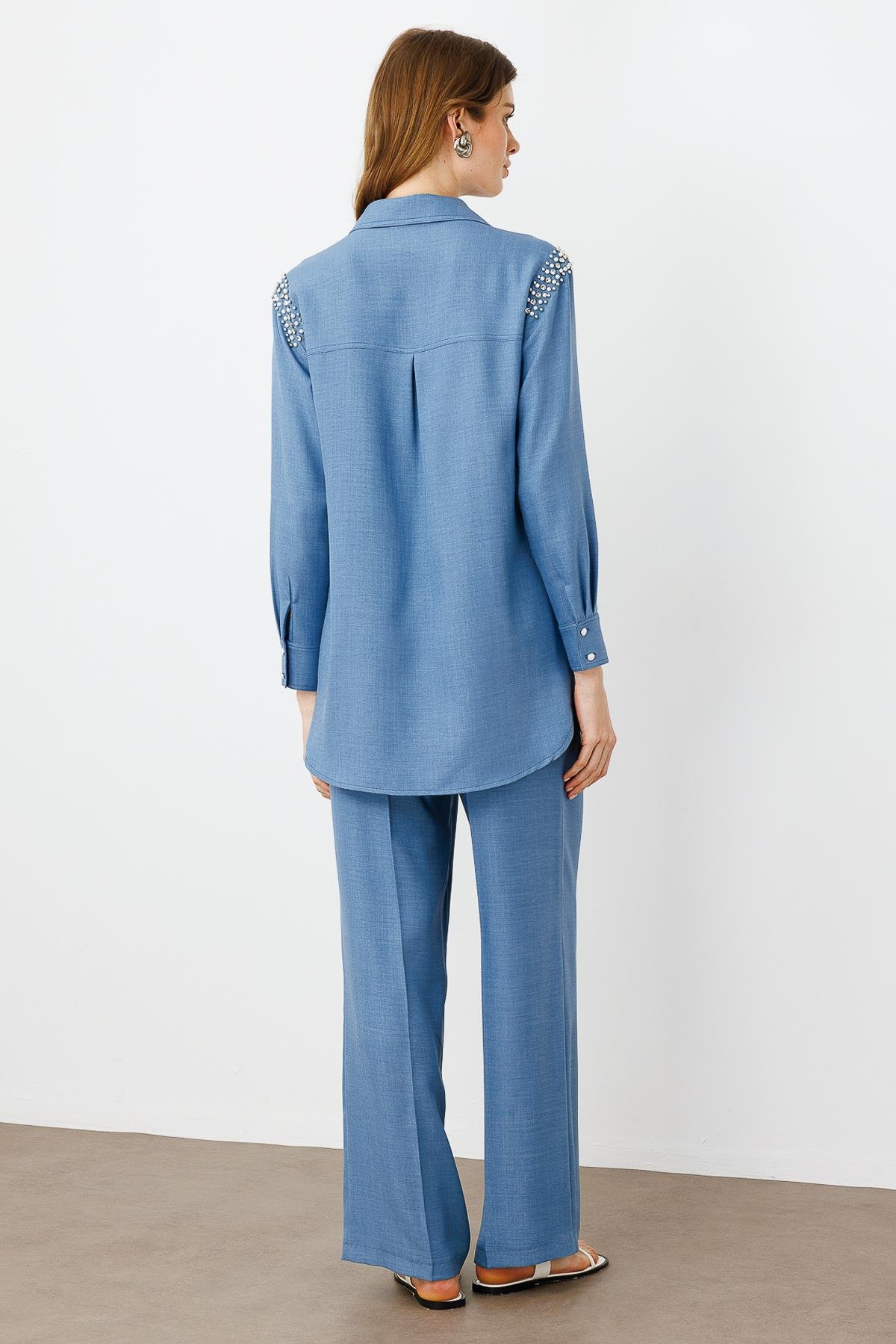 Modailgi  Omuzları İşlemeli Rahat Kesim Gömlek İndigo