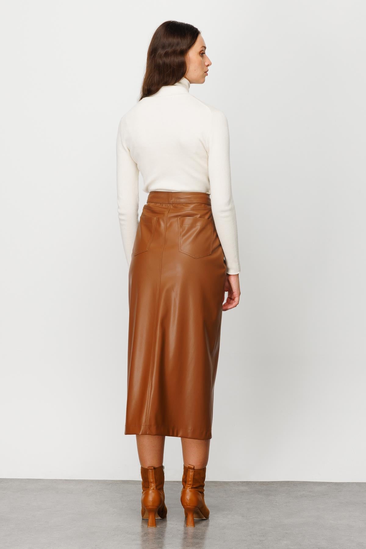 Modailgi  Önden Yırtmaçlı Deri Etek Taba