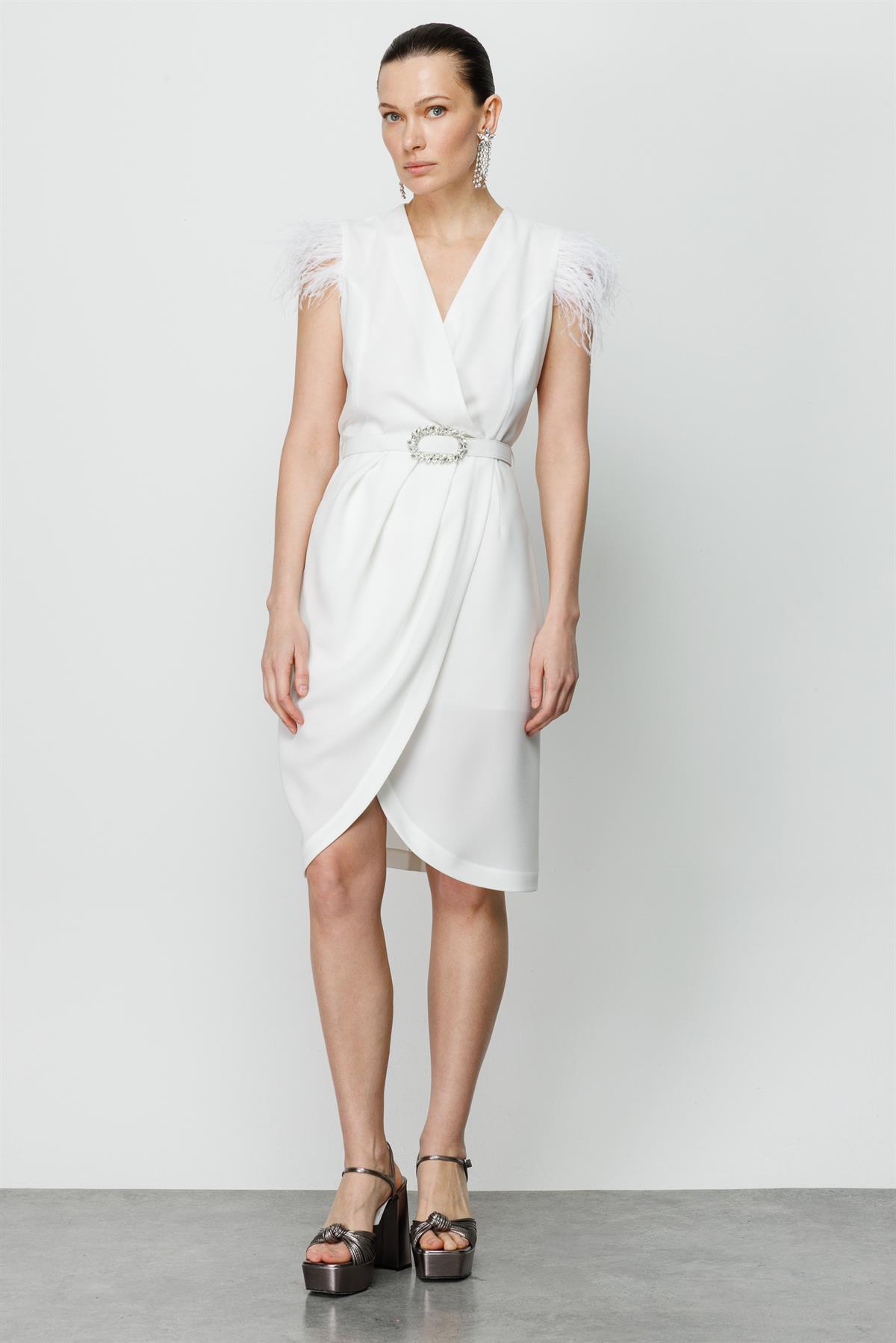 Modailgi  Otriş Detaylı Kruvaze Kolsuz Elbise Ekru