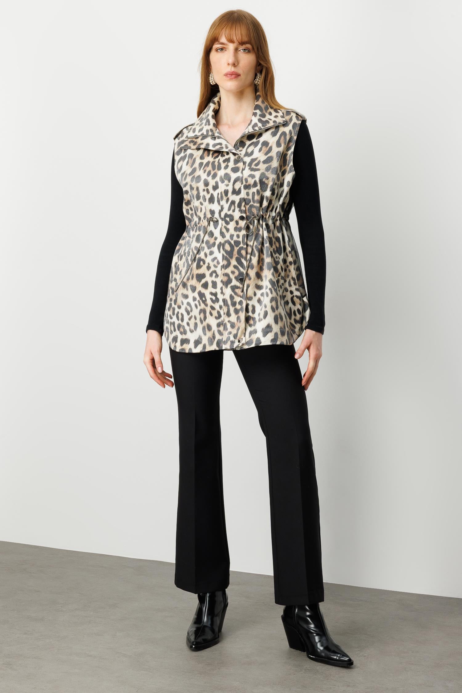 Modailgi  Oversize Organze ve Apolet Detaylı Fermuarlı Leoparlı Yelek Leopar