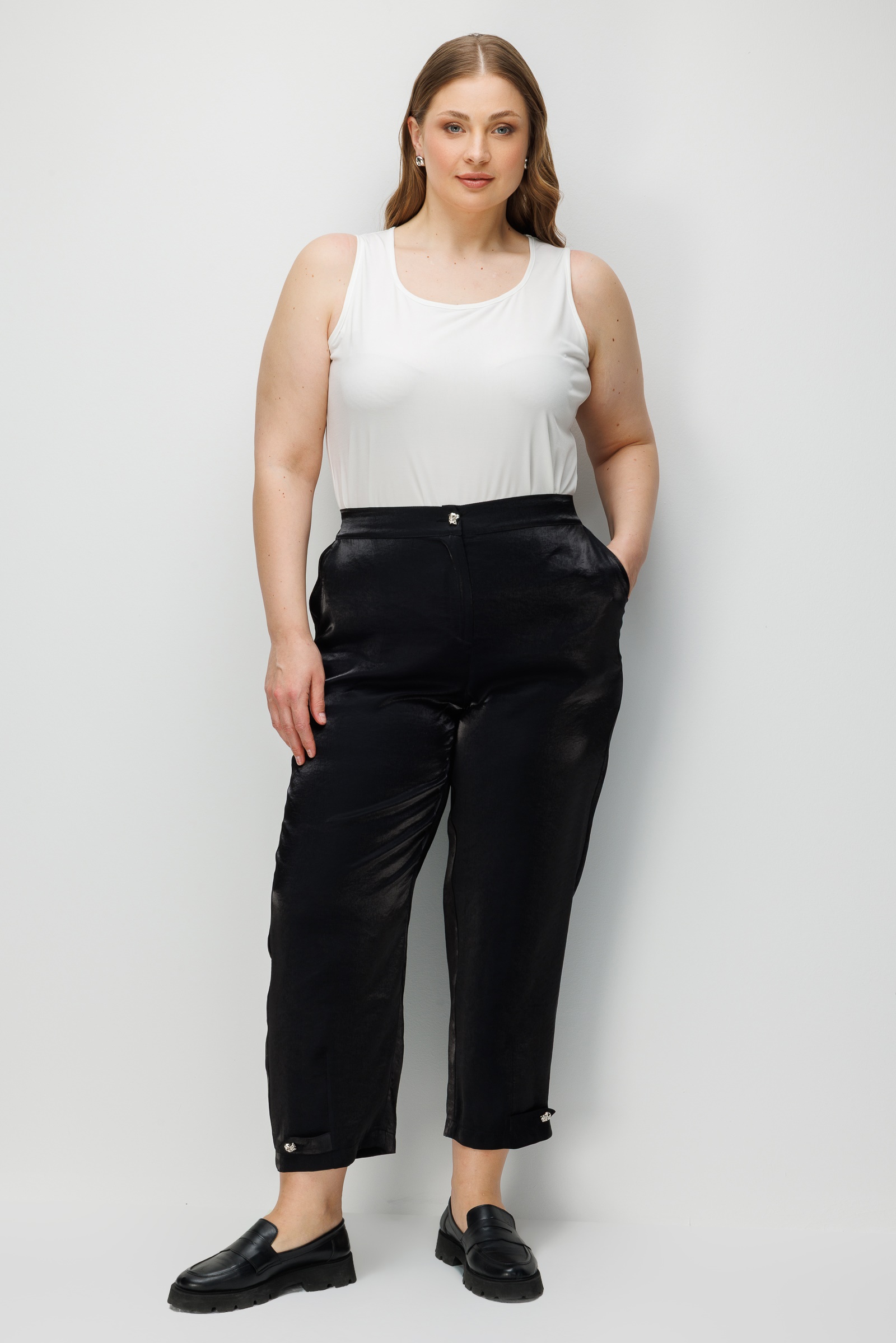 Modailgi  Paçaları Apoletli Yan Cep Rahat Kalıp Pantolon - 40129 Siyah