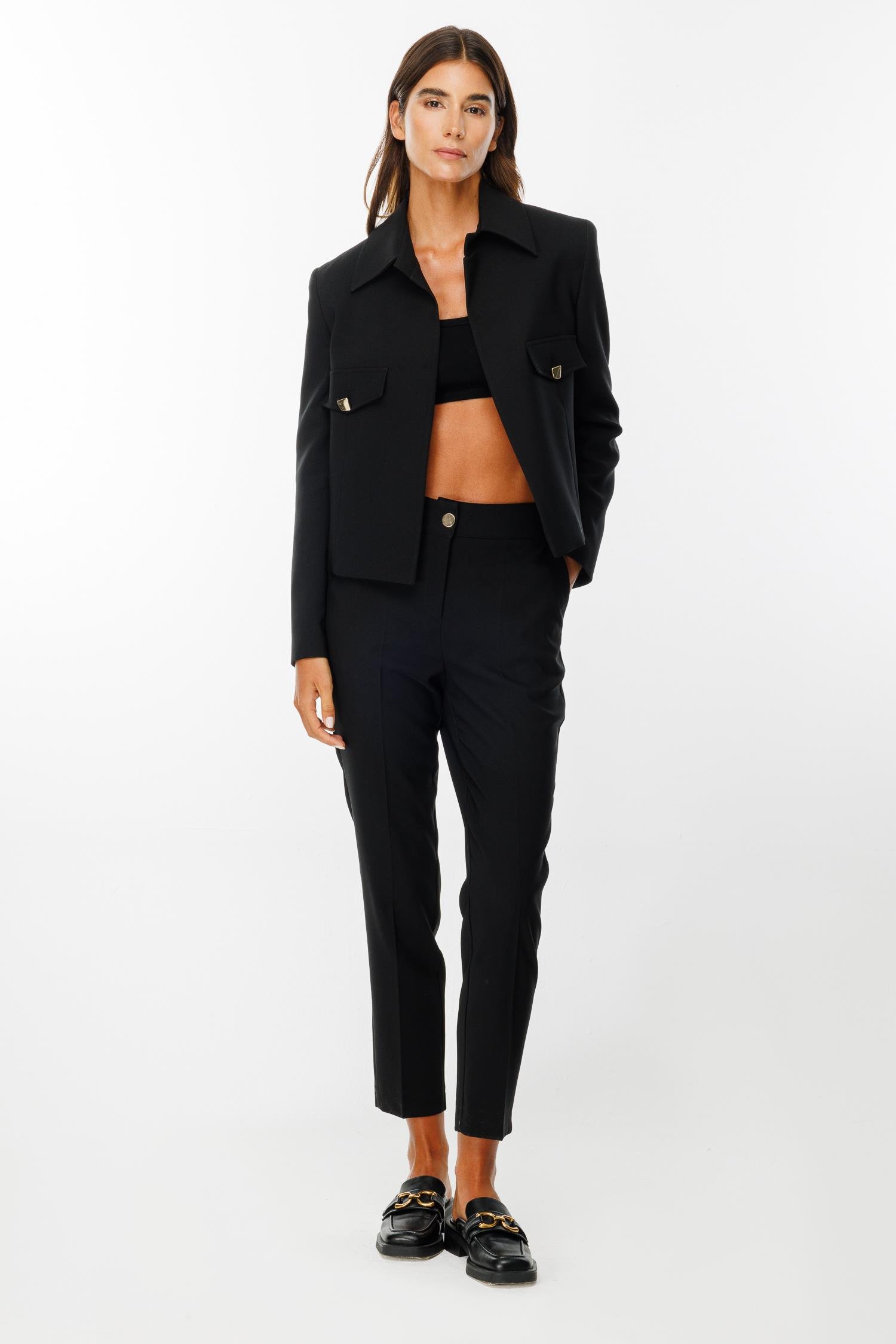 Modailgi  Pens ve Kapak Detaylı Kısa Ceket Siyah