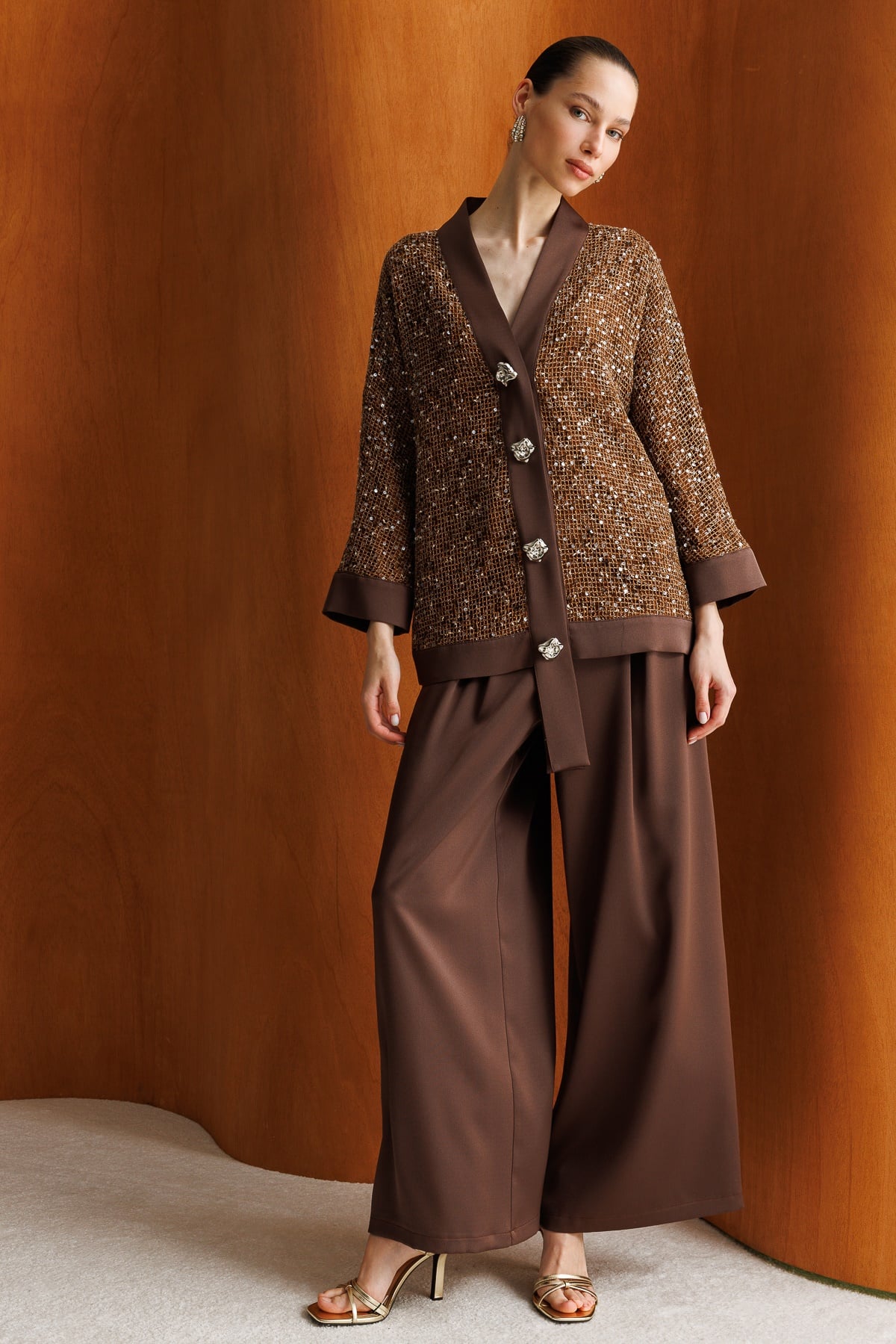 Modailgi  Pullu Fileli Oversize Düğme Detaylı Ceket - 40124 Kahve