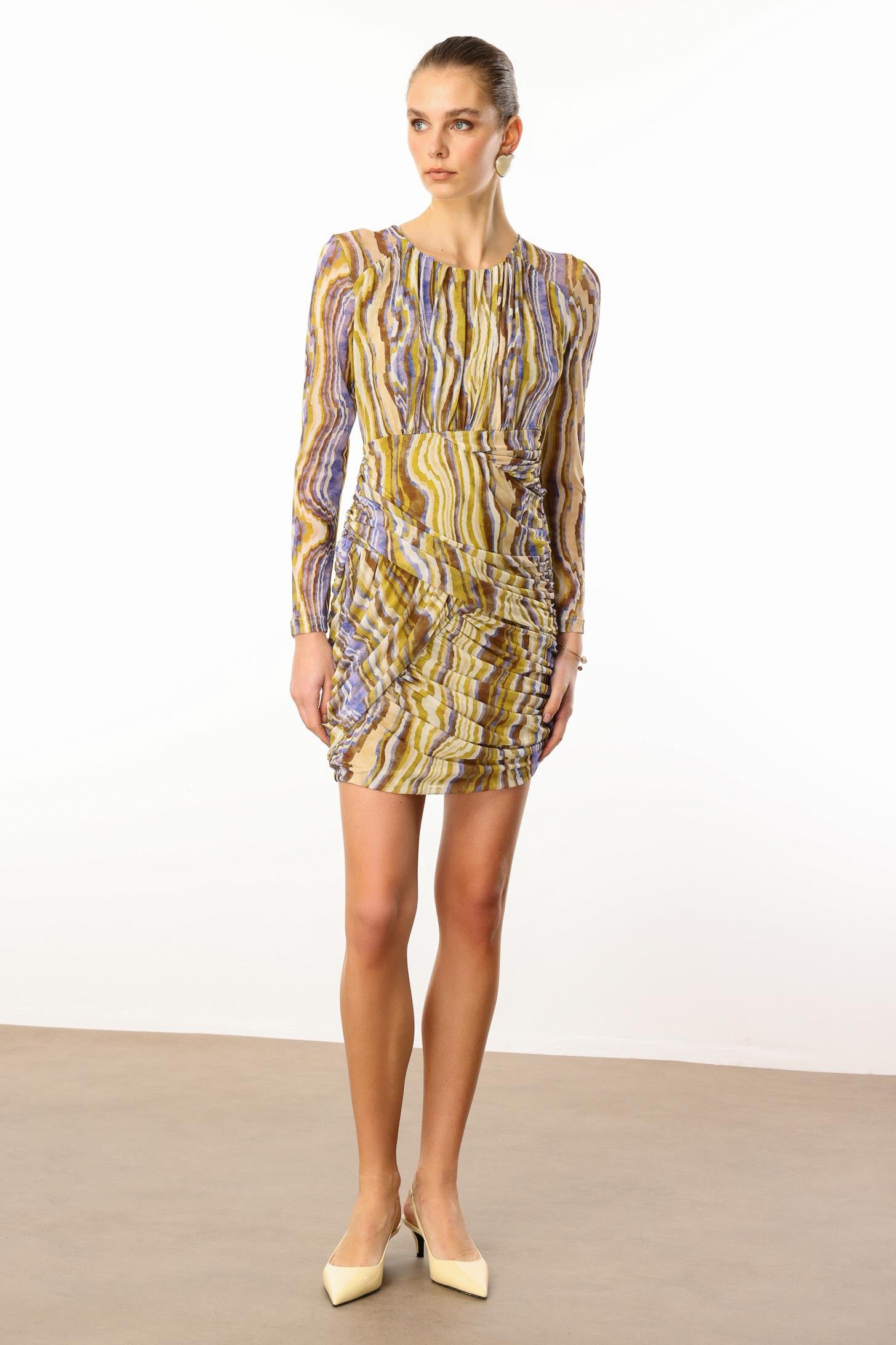 Modailgi  Reglan Kol Yuvarlak Yaka Büzgülü Kısa Tül Elbise Asit