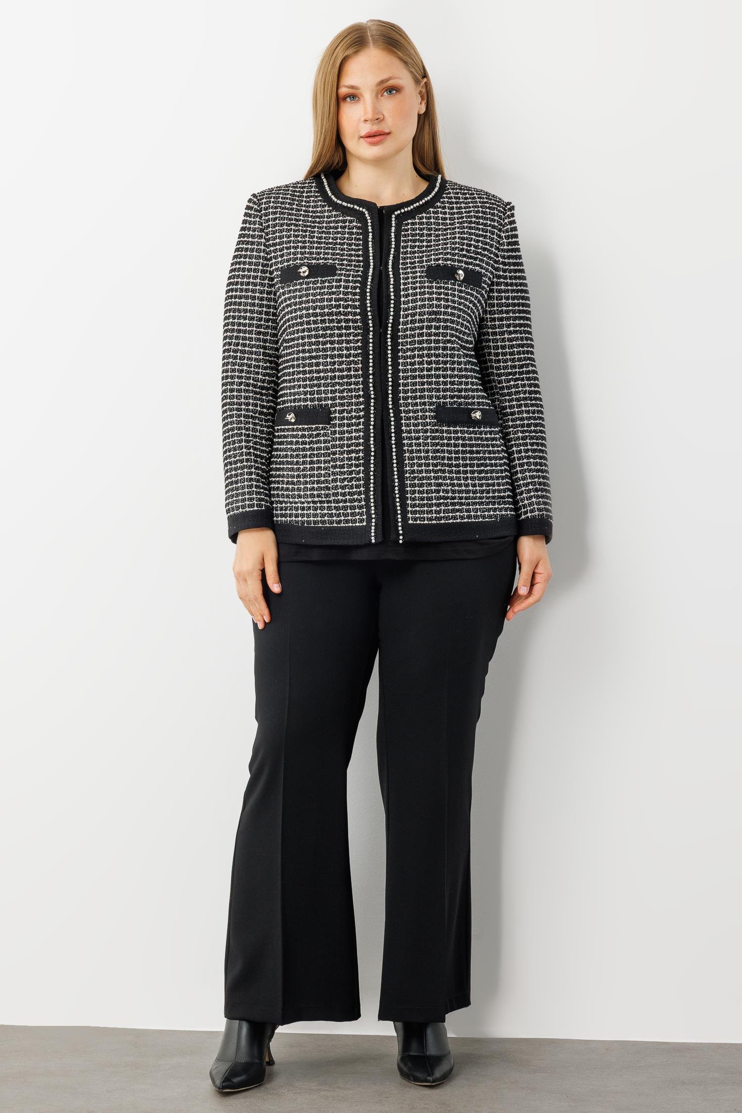 Modailgi  Sıfır Yaka İnci Akseuar Detaylı Twit Ceket SİYAH-BEYAZ