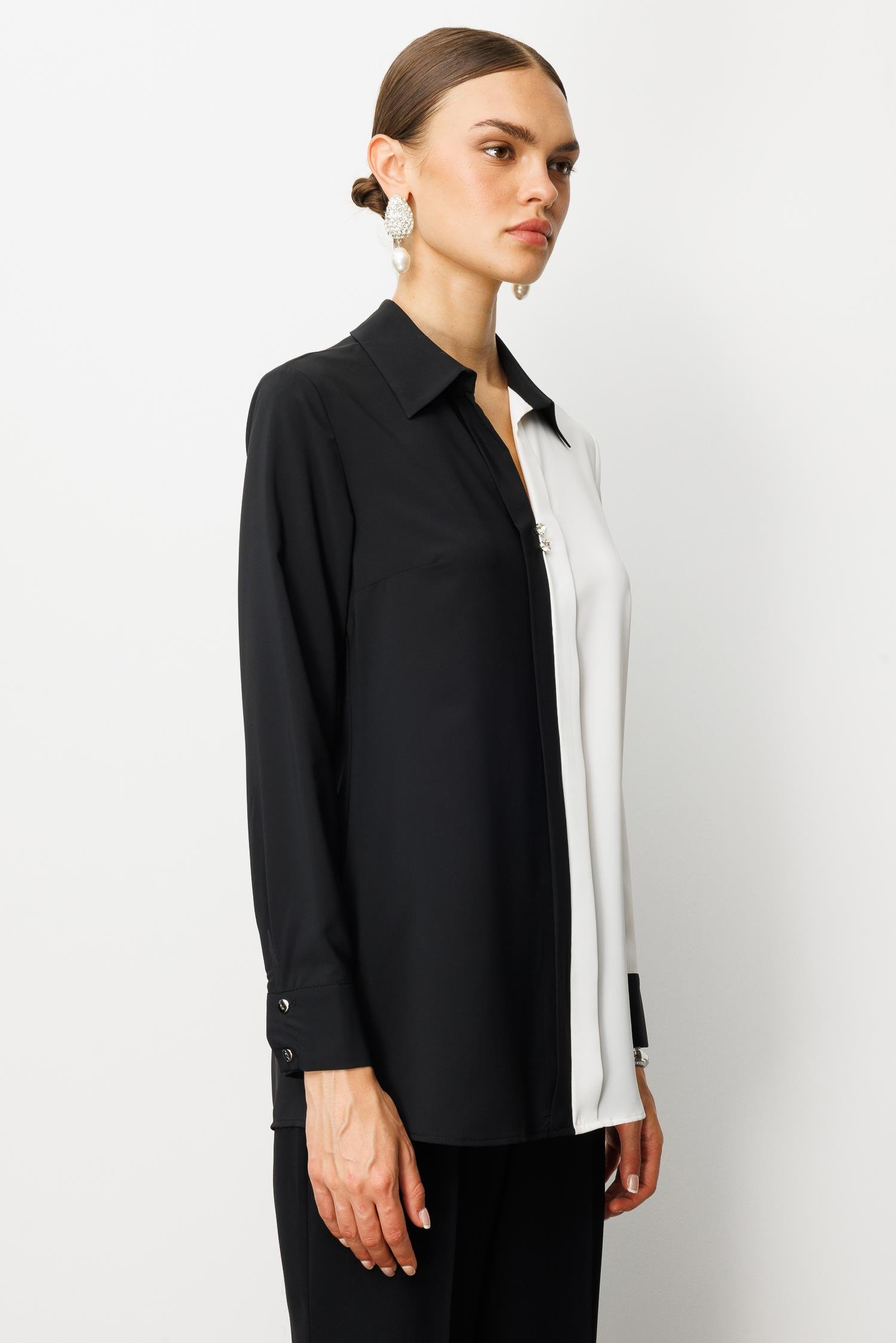 Modailgi  Siyah Ekru Kombinli Yakası Taş Düğmeli Gömlek Siyah/Ekru